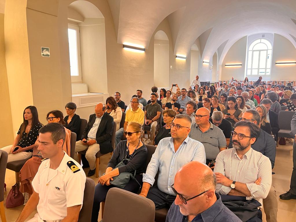 Galleria Politiche per l’orientamento, Misura “Punti Cardinali: incontri su prospettive e nuovi scenari”: ampia partecipazione all’incontro di Lecce - Diapositiva 8 di 8