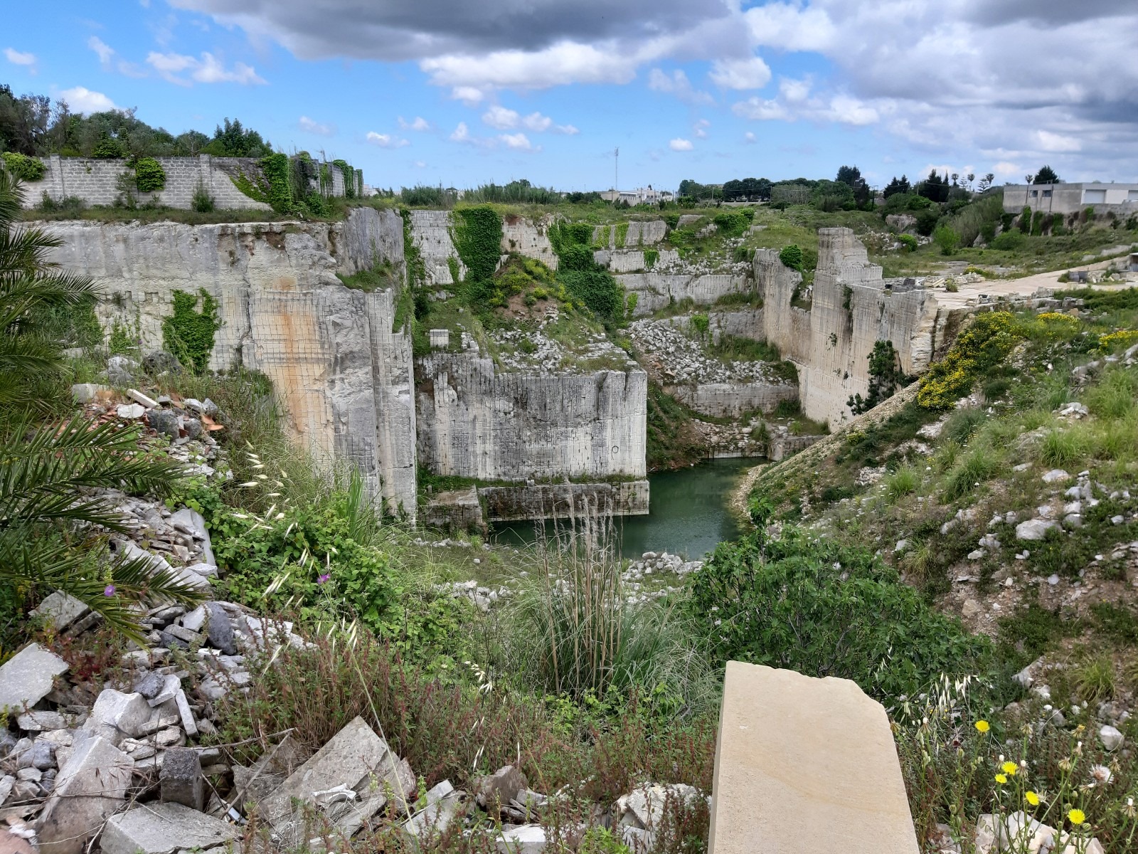 Galleria Stone Landscapes: New stories for Mediterranean Querries  Festival di Architettura diffuso sul territorio regionale - Diapositiva 3 di 4