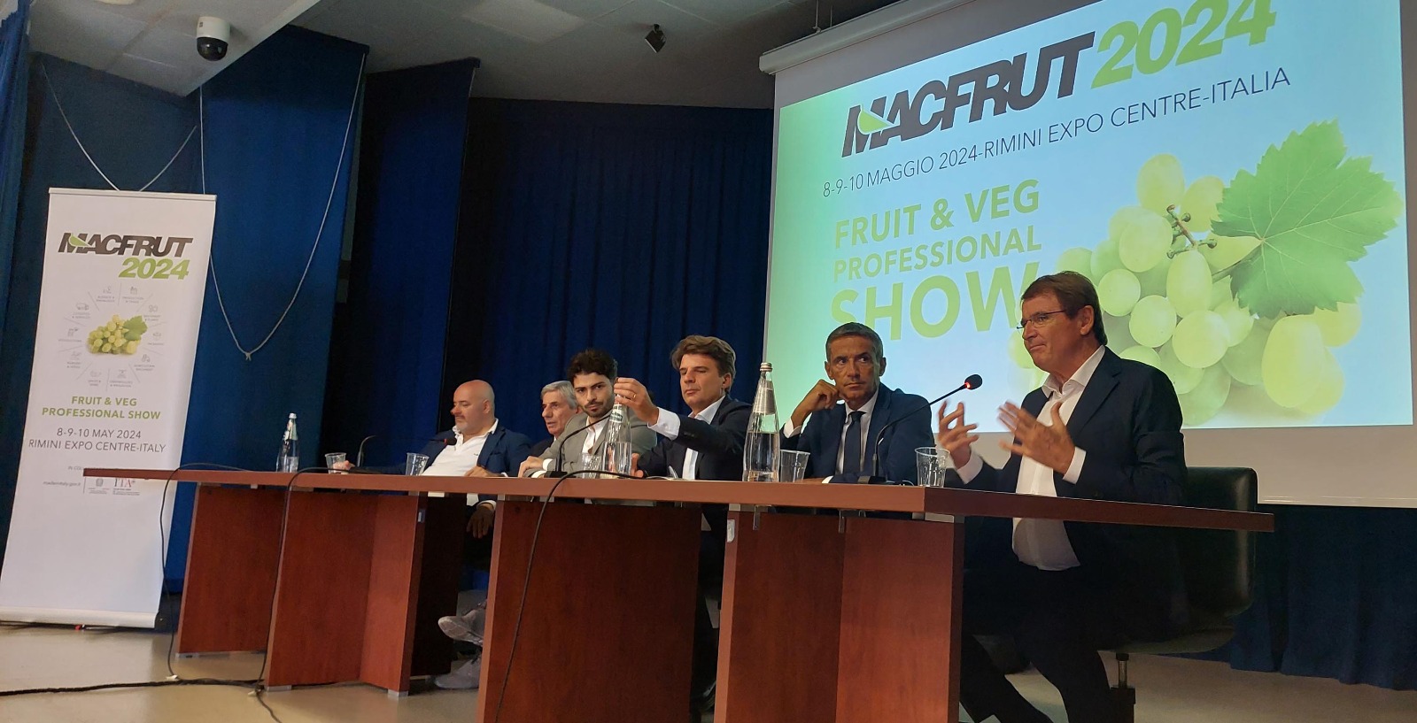 Galleria Puglia regione partner di Macfrut 2024, l’uva da tavola prodotto protagonista della 41esima edizione - Diapositiva 5 di 6