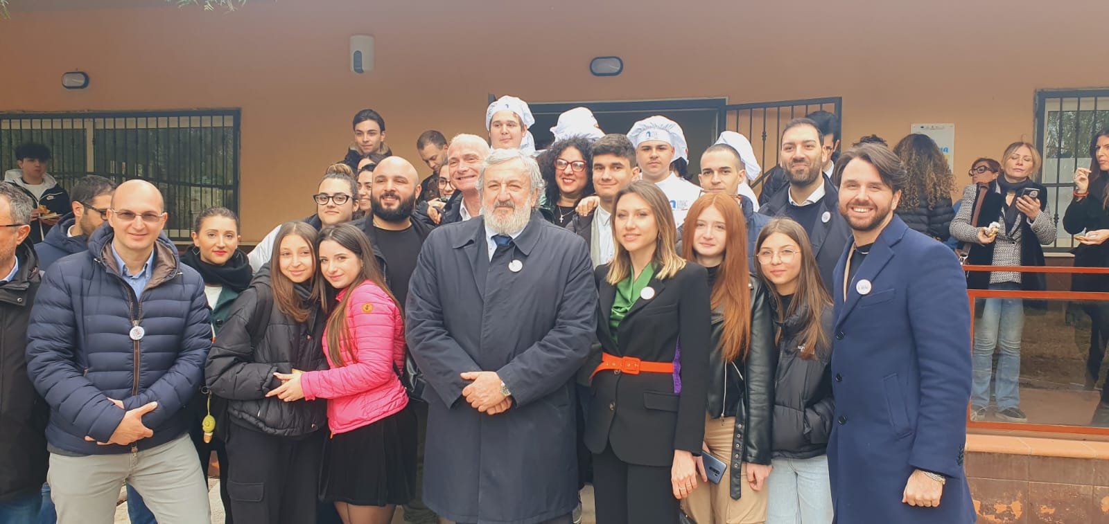 Galleria Emiliano a Manfredonia per l’inaugurazione di Villa Rossana, bene confiscato alla criminalità: “Restituiamo alla società ricchezza, coesione sociale e solidarietà” - Diapositiva 9 di 11