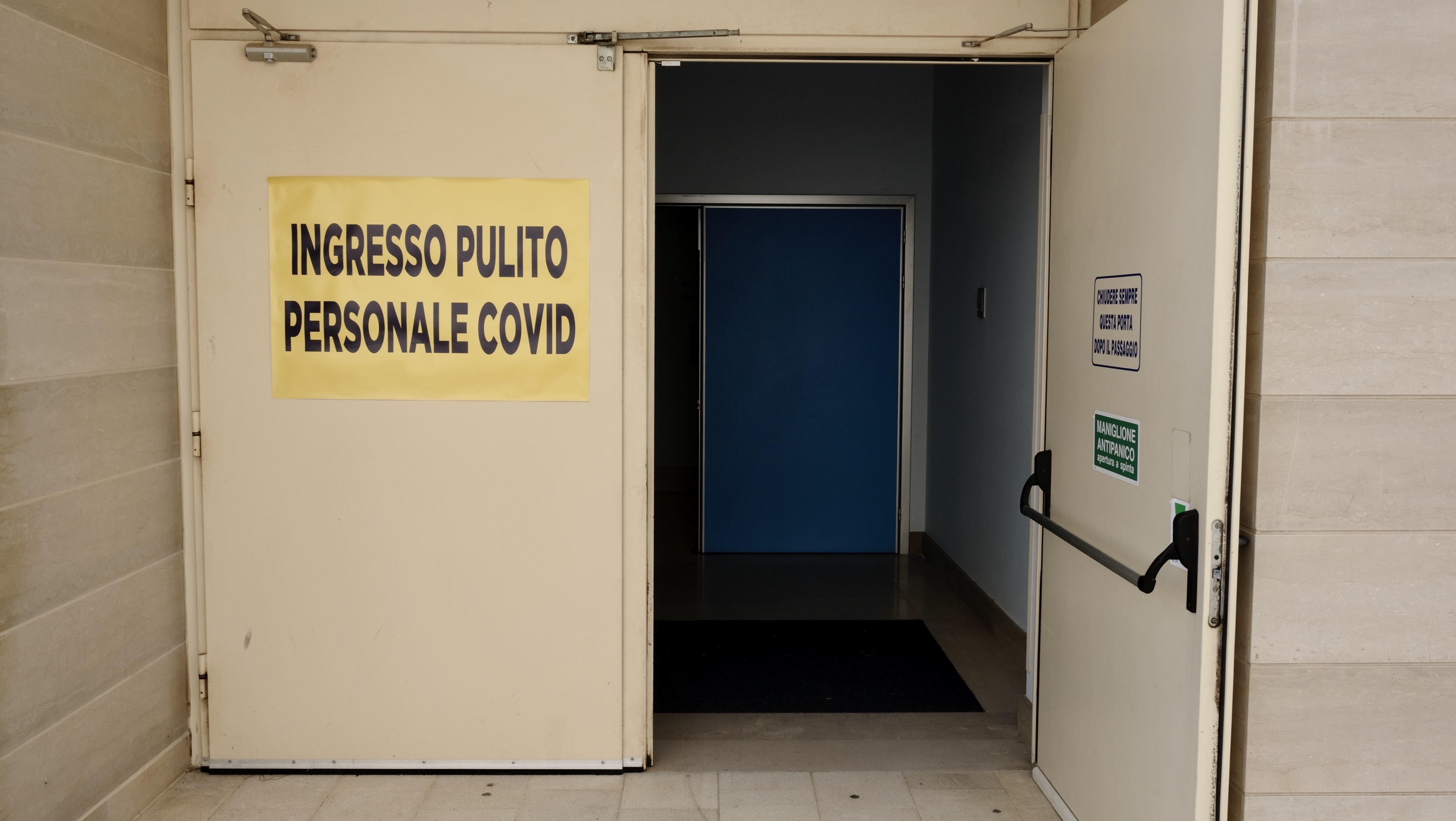 Galleria Piano ospedaliero Coronavirus Regione Puglia: al Miulli struttura Covid efficiente, sicura e immediatamente operativa, potenziata anche la diagnostica - Diapositiva 7 di 7