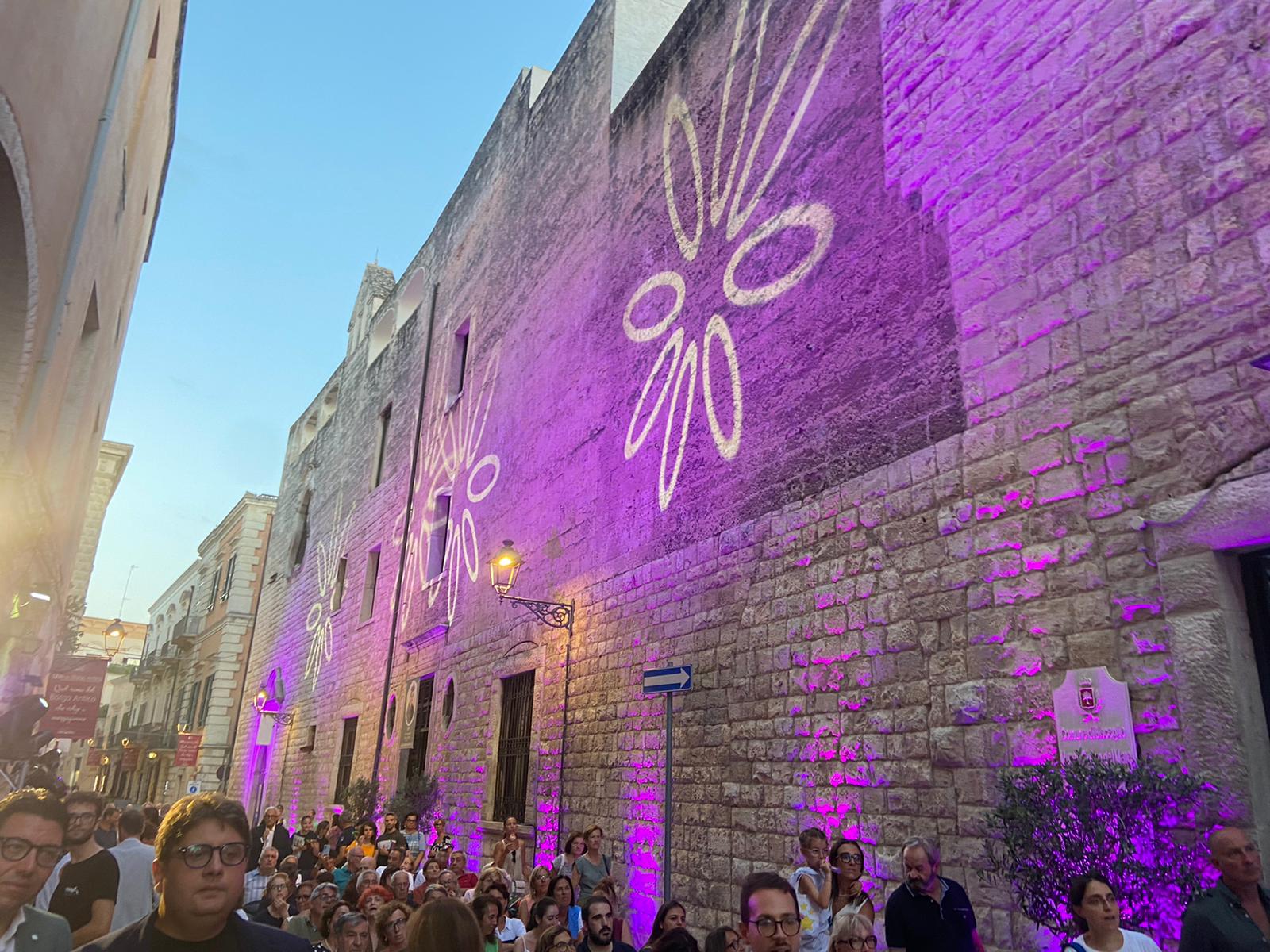 Galleria Ciliento e Matrangola all’inaugurazione della Nuova Biblioteca Comunale di Bisceglie - Diapositiva 1 di 6