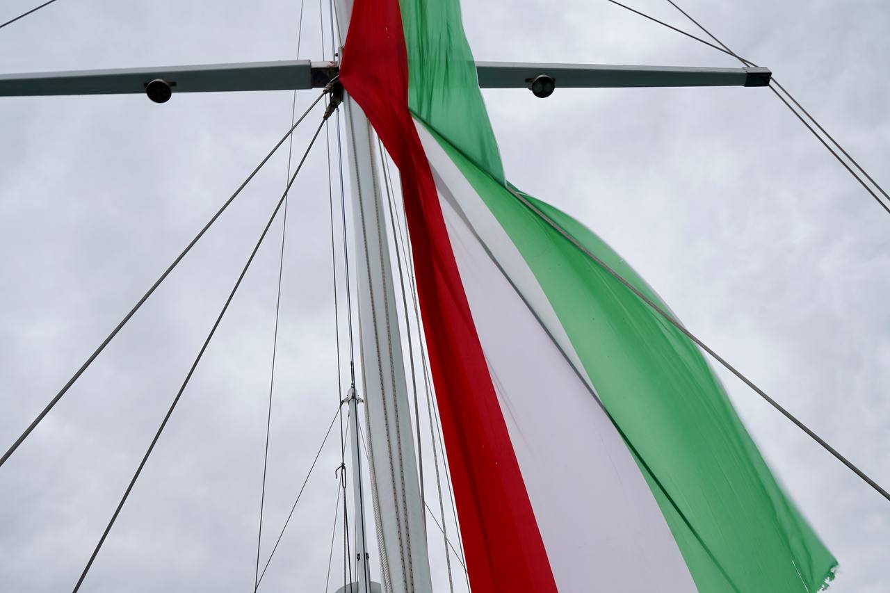 Galleria Taranto, il presidente Emiliano alla cerimonia in memoria dei caduti sul lavoro - Diapositiva 1 di 10