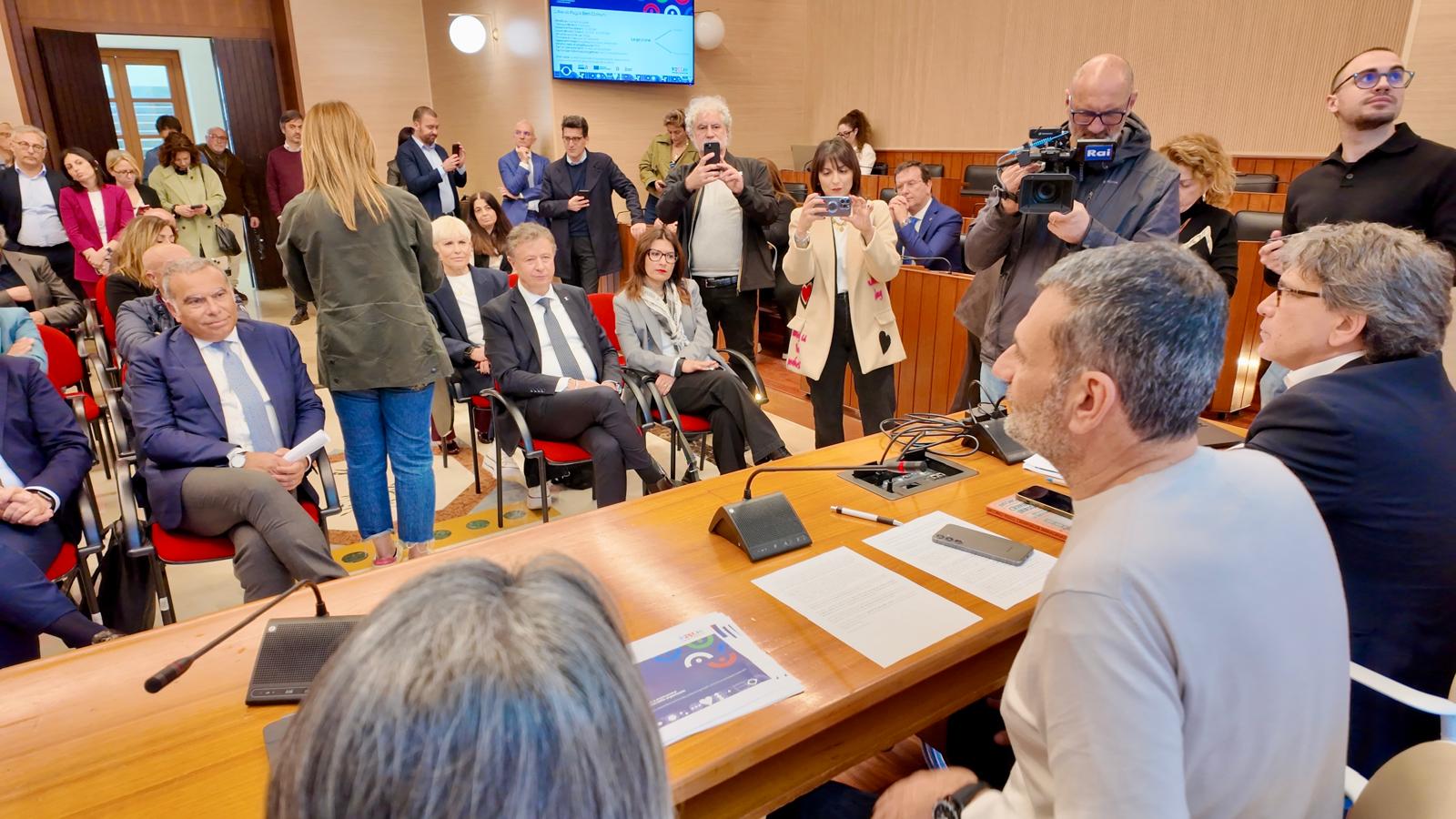 Galleria Riuso sociale dei beni confiscati, presentati i 13 progetti finanziati da Regione Puglia - Diapositiva 8 di 8