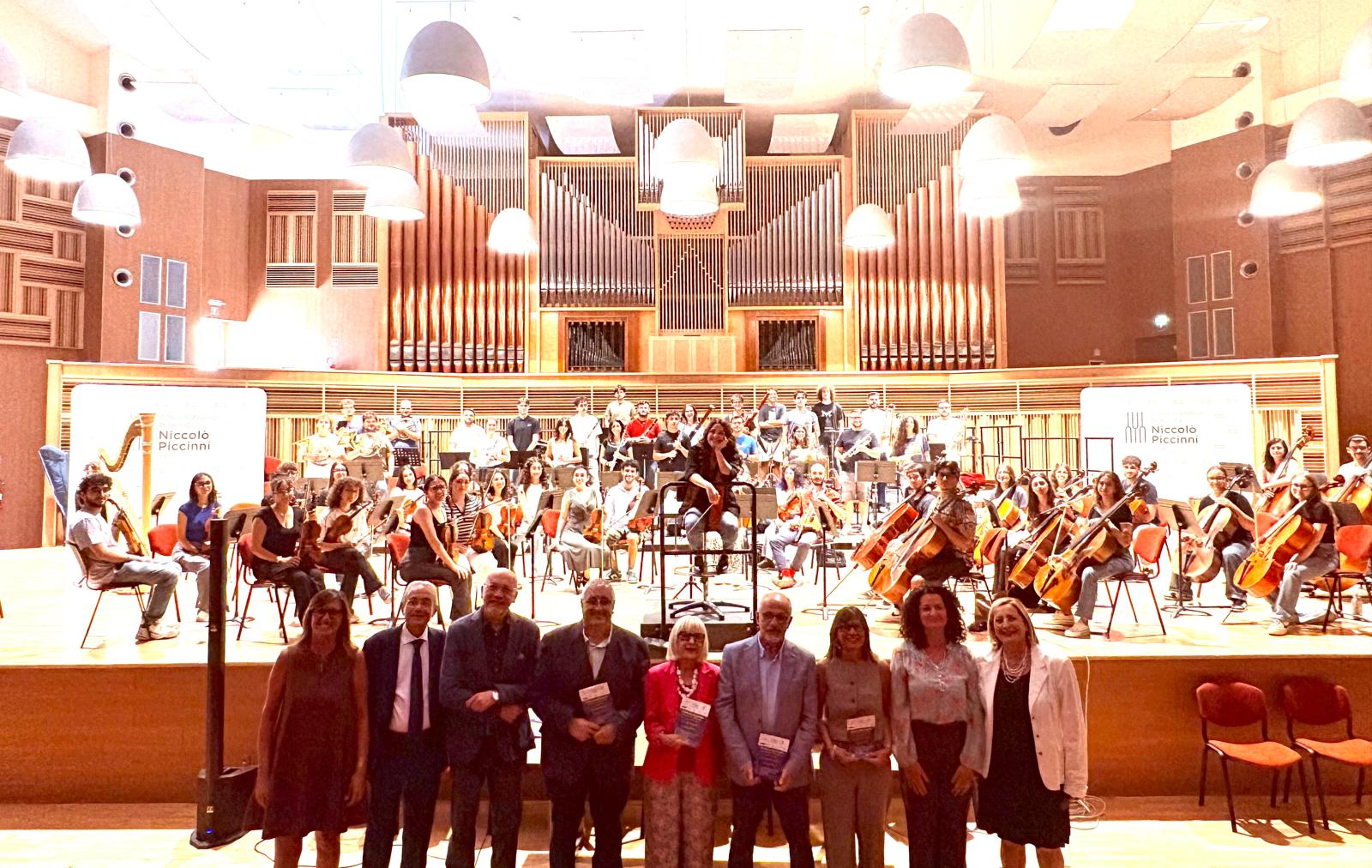Galleria Al via la quarta stagione musicale dell’Orchestra regionale dei Conservatori - Diapositiva 1 di 6