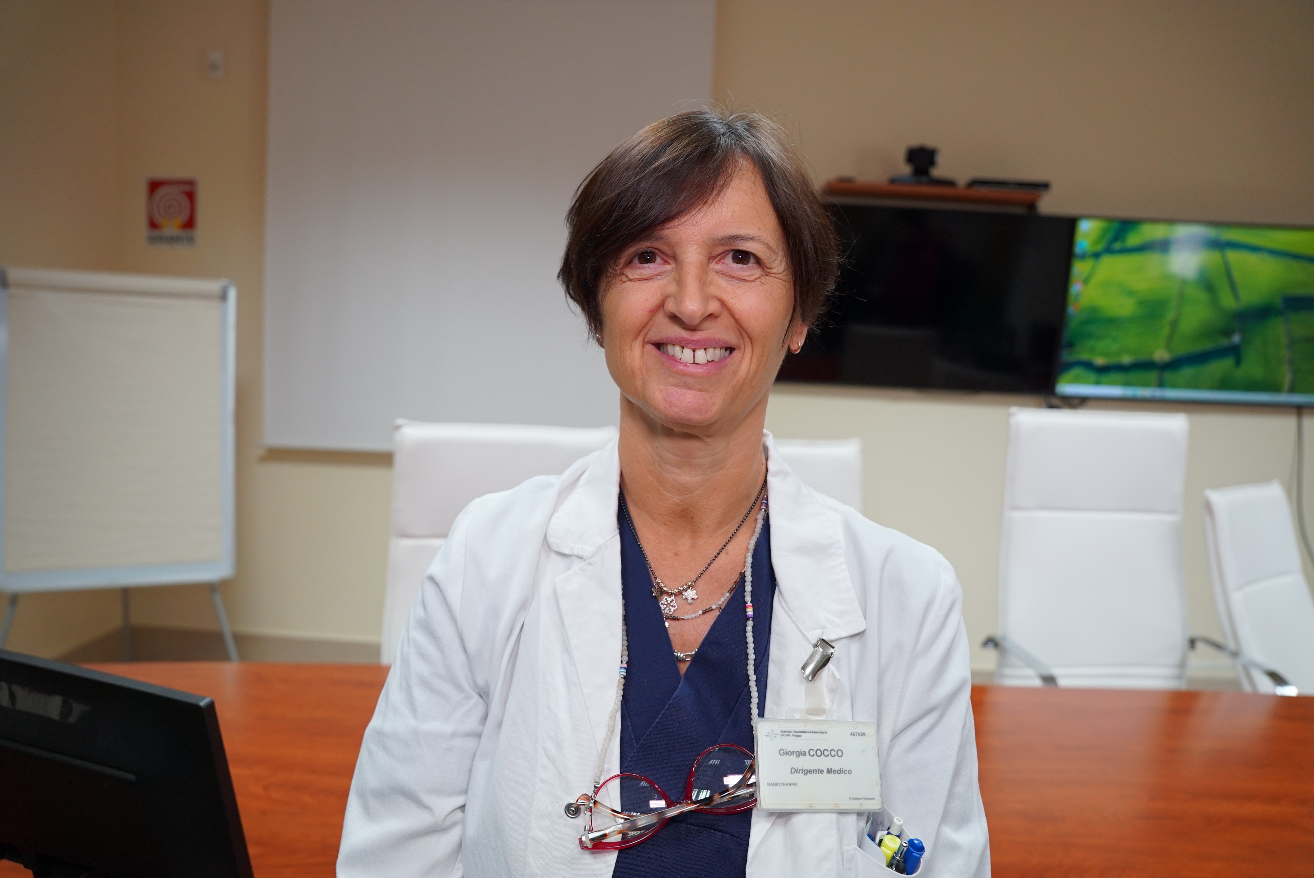 Galleria Policlinico Foggia, il presidente della Regione Michele Emiliano e l'assessore alla Sanità Raffaele Piemontese inaugurano il nuovo acceleratore lineare della Struttura di Radioterapia - Diapositiva 4 di 15