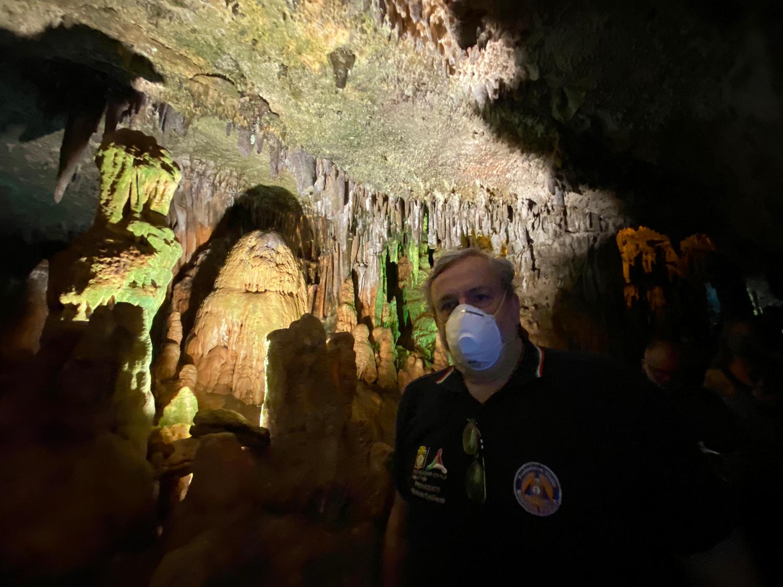 Galleria Emiliano alla riapertura delle Grotte di Castellana: “venite a visitarle, sono uniche al mondo” - Diapositiva 9 di 13