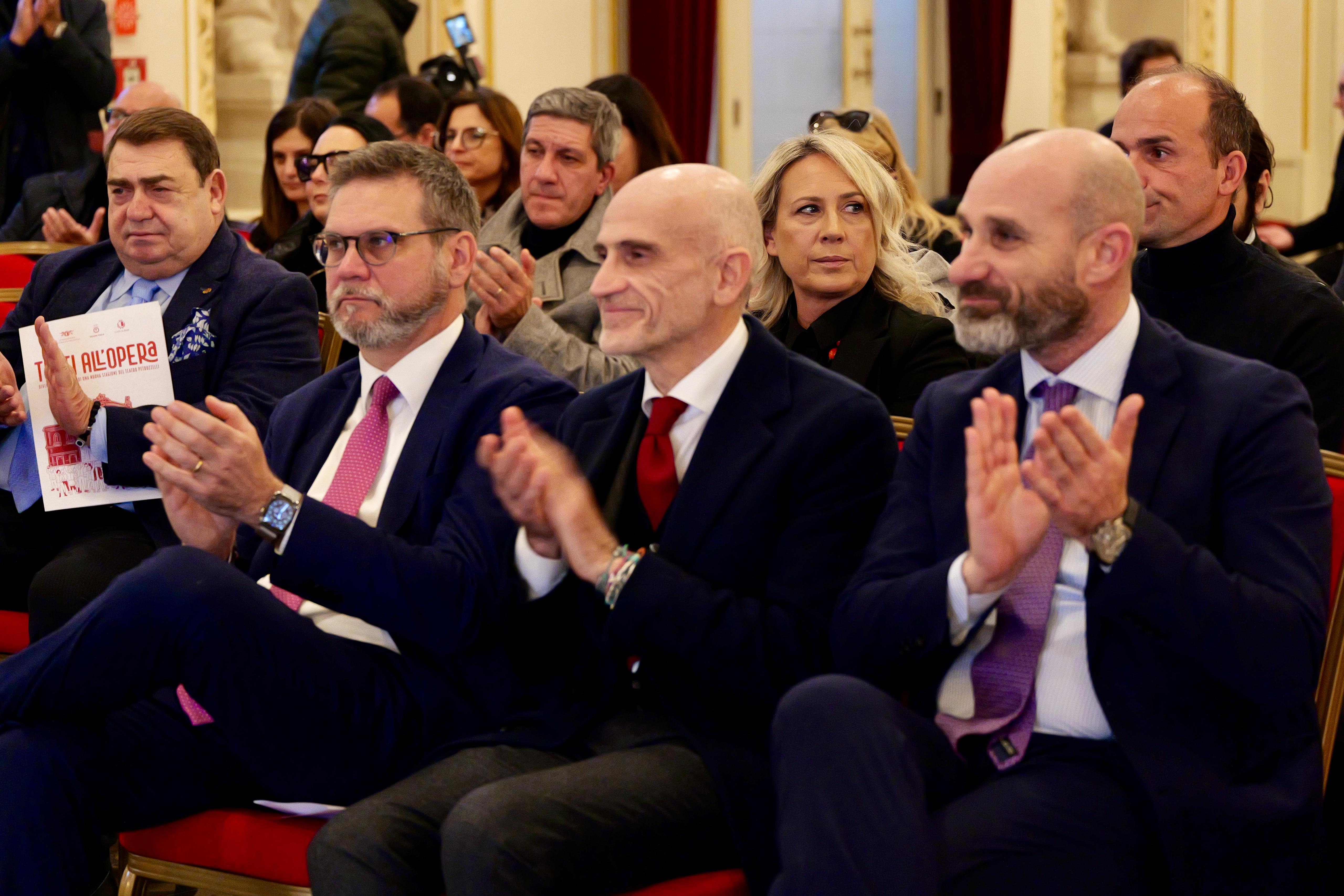 Galleria PRESENTAZIONE DI “TUTTI ALL’OPERA”, L’INIZIATIVA A SOSTEGNO DELLA RACCOLTA FONDI DA PRIVATI PER LE ATTIVITÀ ARTISTICO-CULTURALI DELLA FONDAZIONE PETRUZZELLI - Diapositiva 3 di 7