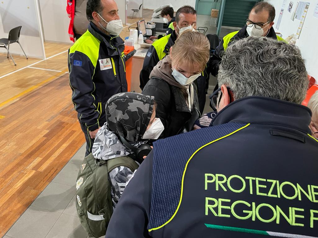 Galleria Emergenza Ucraina: accolti 23 profughi nel Centro vaccinale di Valenzano (Ba) - Diapositiva 4 di 38