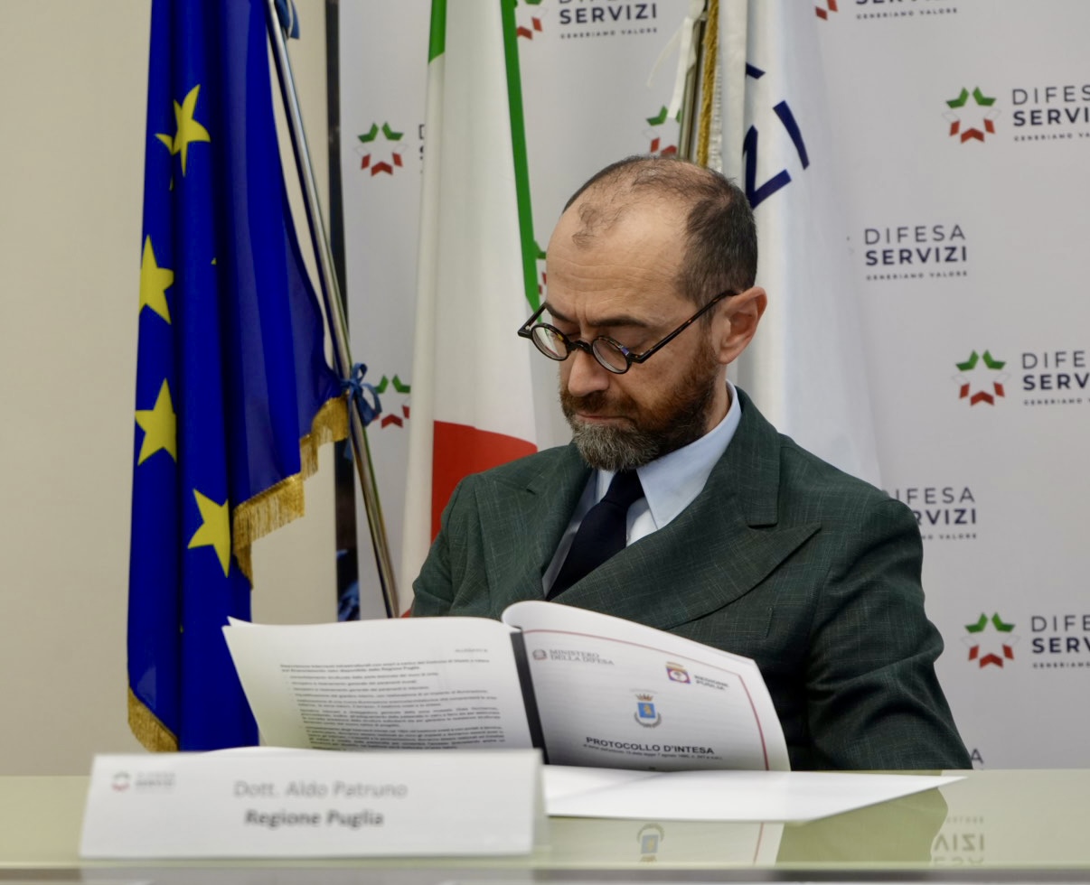 Galleria Patrimonio immobiliare della Difesa: firmato a Roma, presso la sede di Difesa Servizi, il Protocollo d’intesa per la valorizzazione ad uso duale del Castello Svevo di Vieste (Fg) - Diapositiva 9 di 20