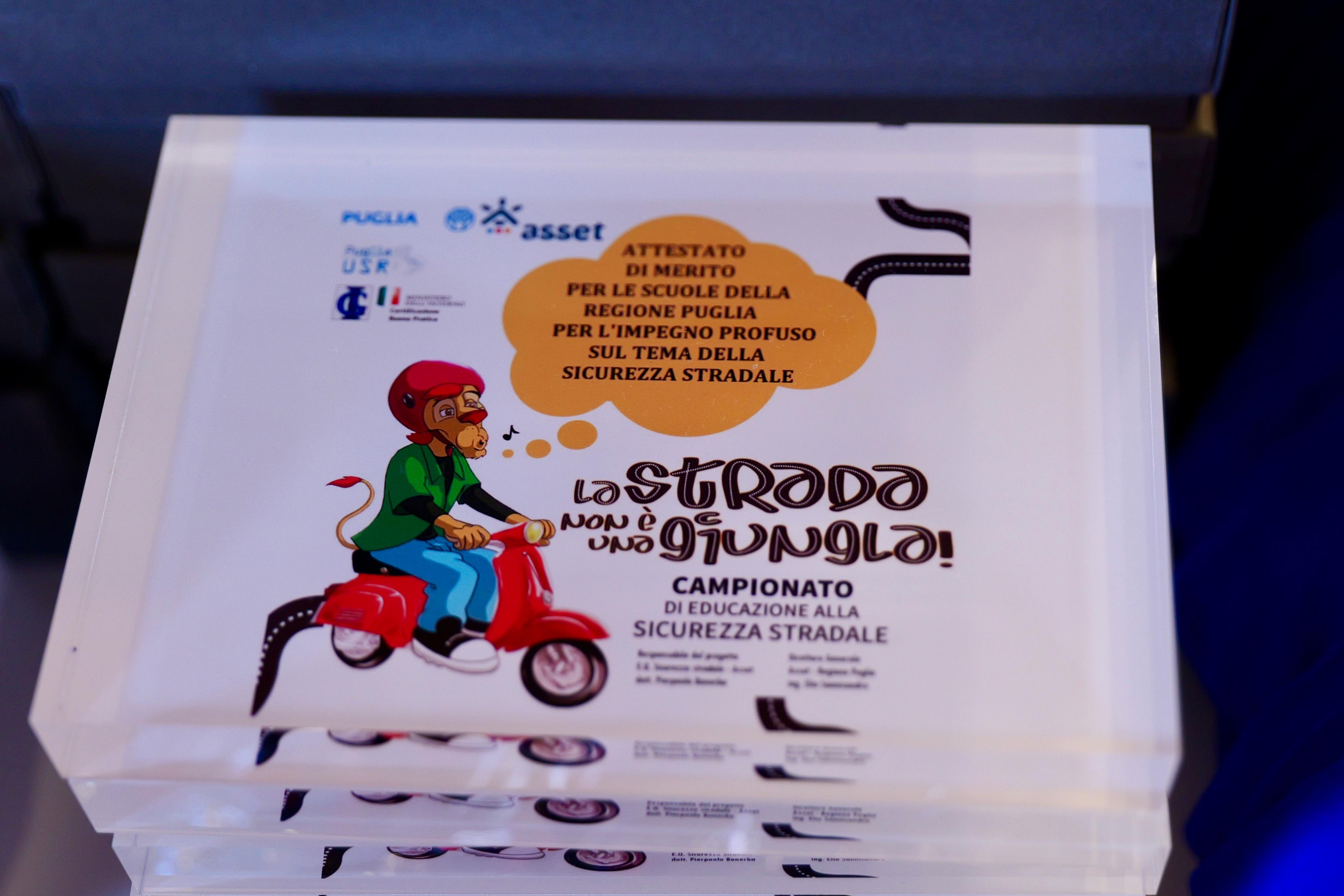 Galleria Sicurezza stradale, “La strada non è una giungla”: premiati in Regione gli studenti vincitori - Diapositiva 9 di 11