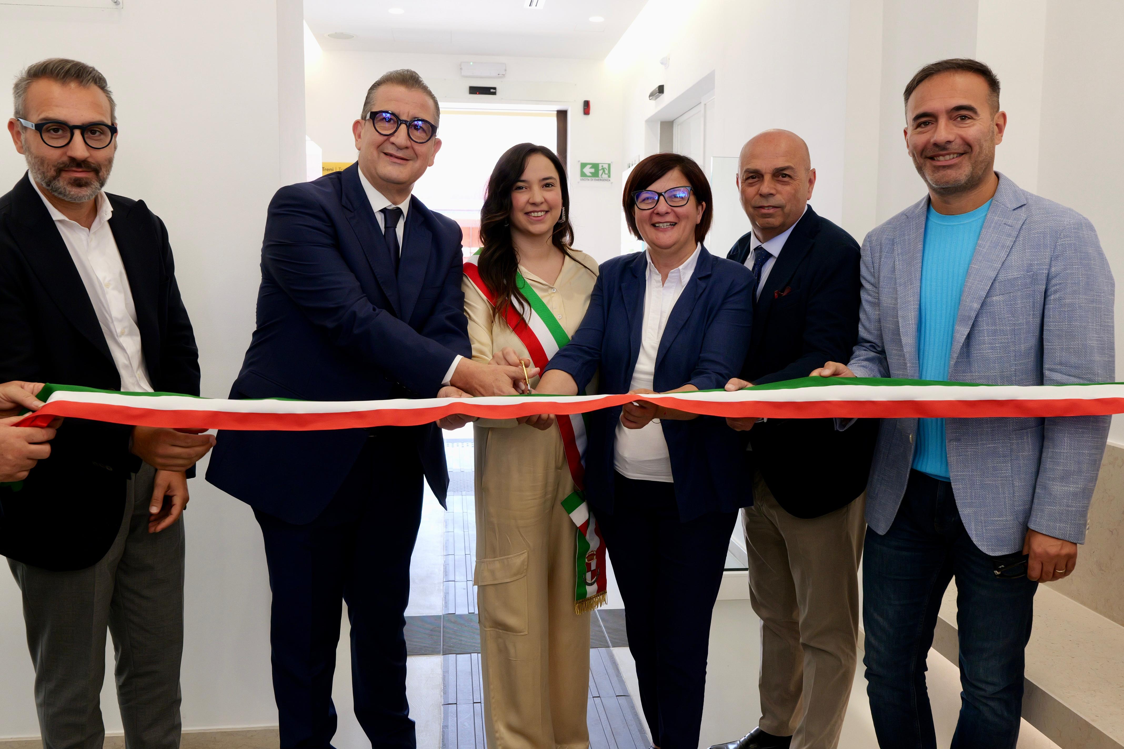 Galleria Trasporti, inaugurata la nuova stazione FAL di Altamura. Ciliento: “Realizzata una stazione moderna, accessibile, sicura, sostenibile e tecnologica” - Diapositiva 11 di 12