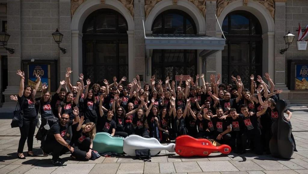 Galleria AYSO trionfa al Musikverein di Vienna, prima classificata tra le orchestre sinfoniche giovanili al concorso internazionale “Summa cum Laude” - Diapositiva 2 di 5