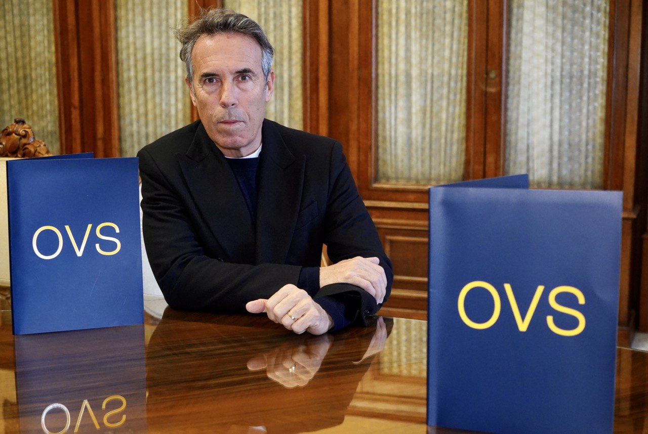 Galleria GRUPPO OVS INVESTE IN PUGLIA PER REALIZZARE UN POLO DI INNOVAZIONE TECNOLOGICA E UN CENTRO EVOLUTO  PER IL RIUTILIZZO DEI CAPI IN OTTICA DI ECONOMIA CIRCOLARE - Diapositiva 3 di 5