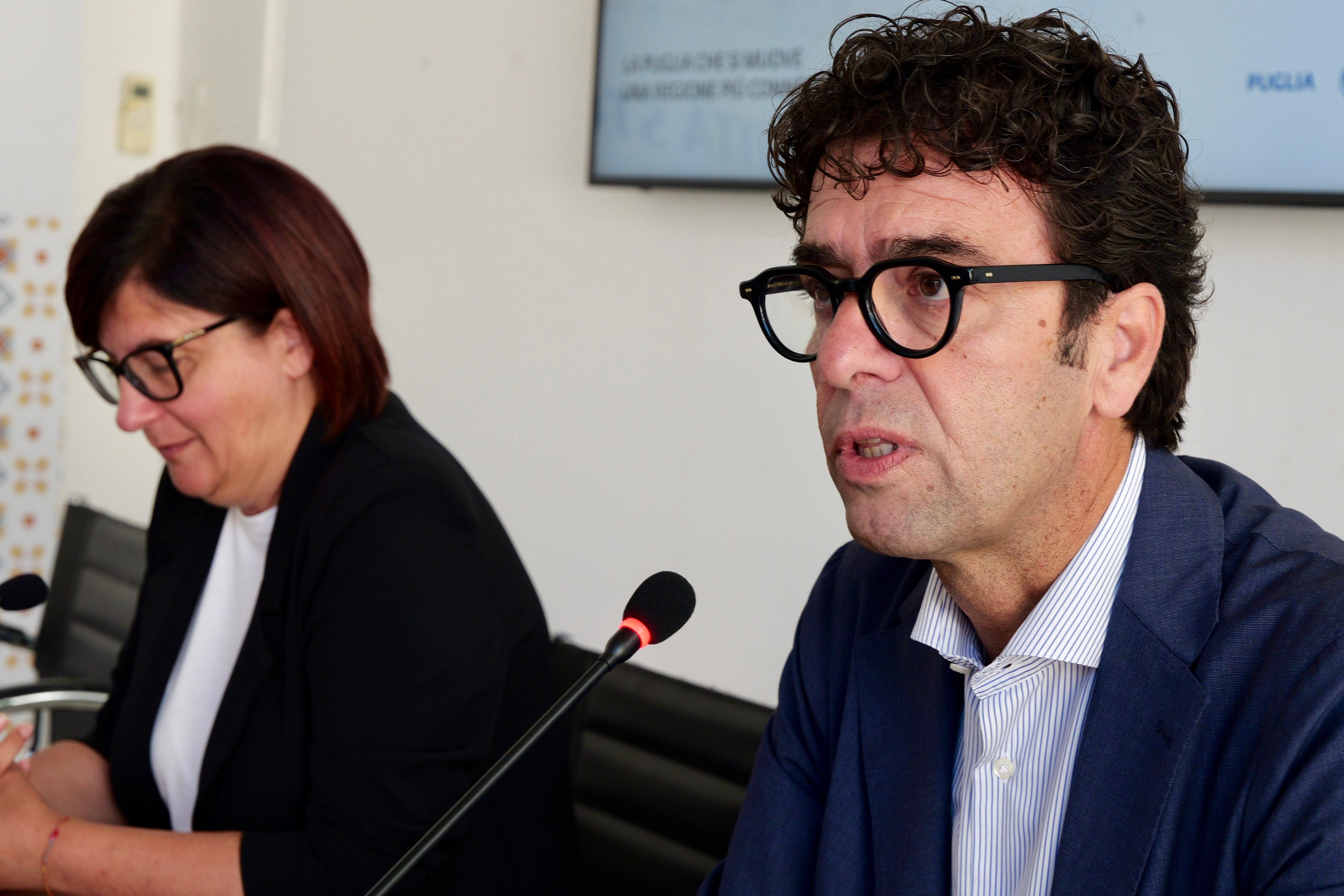 Galleria Fiera del Levante 2025. Trasporti, l’assessore Ciliento presenta una Puglia sempre più connessa con un TPL sempre più moderno e sicuro - Diapositiva 4 di 5