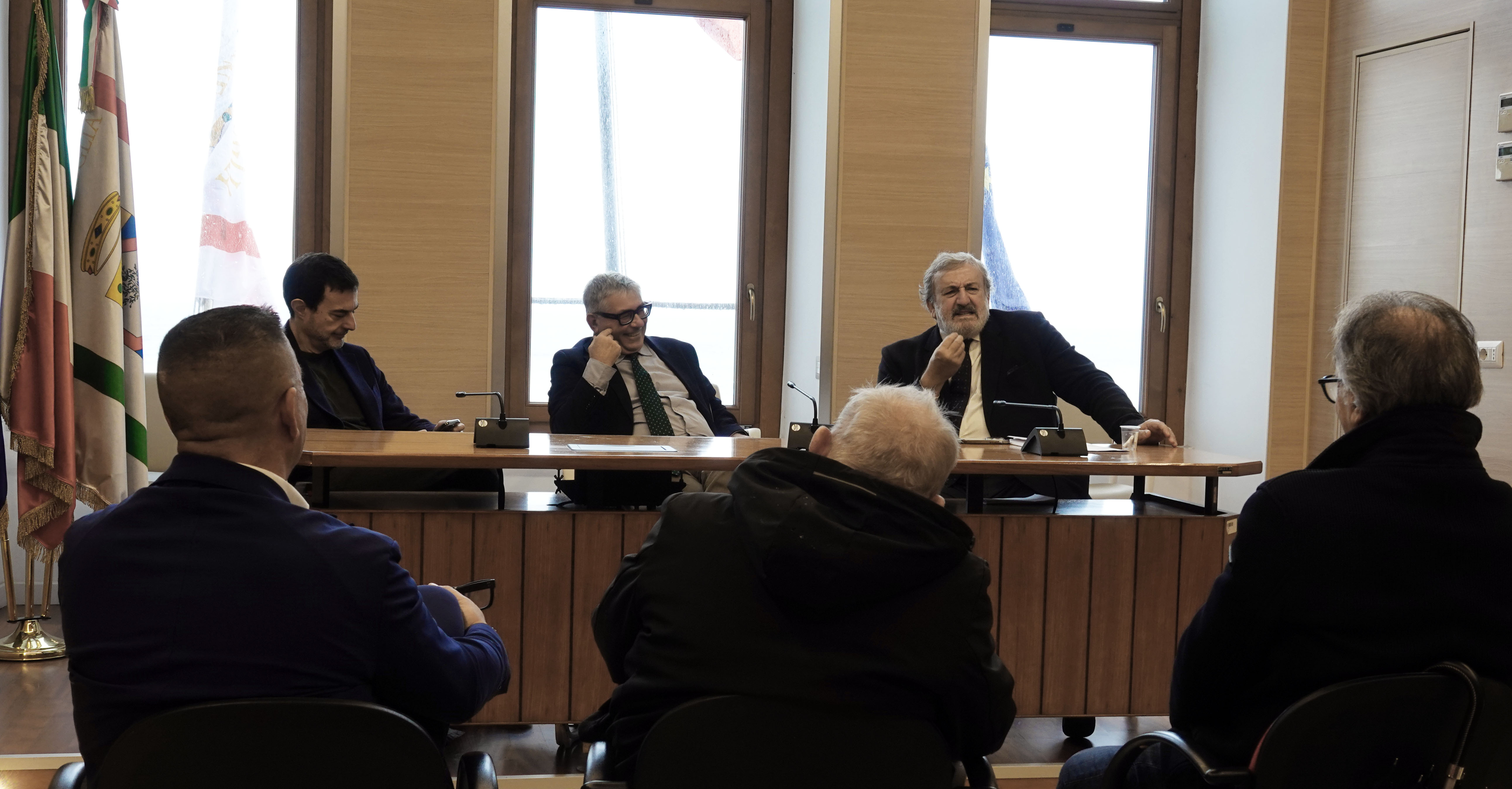 Galleria Emiliano incontra delegazione dei balneari SIB-Confcommercio - Diapositiva 1 di 1