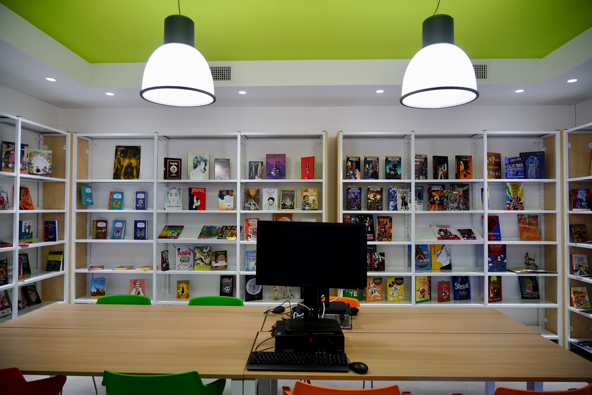 Galleria A CARBONARA L’INAUGURAZIONE DELLA COMMUNITY LIBRARY “MAUROGIOVANNI” NELLA SCUOLA DE MARINIS CON IL PRESIDENTE EMILIANO - Diapositiva 8 di 9