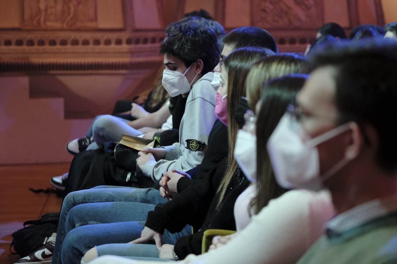 Galleria Emiliano a Sky tg24 live in Bari: “Pnrr, il progetto di bandiera della Puglia è Taranto città dell’idrogeno” - Diapositiva 12 di 16