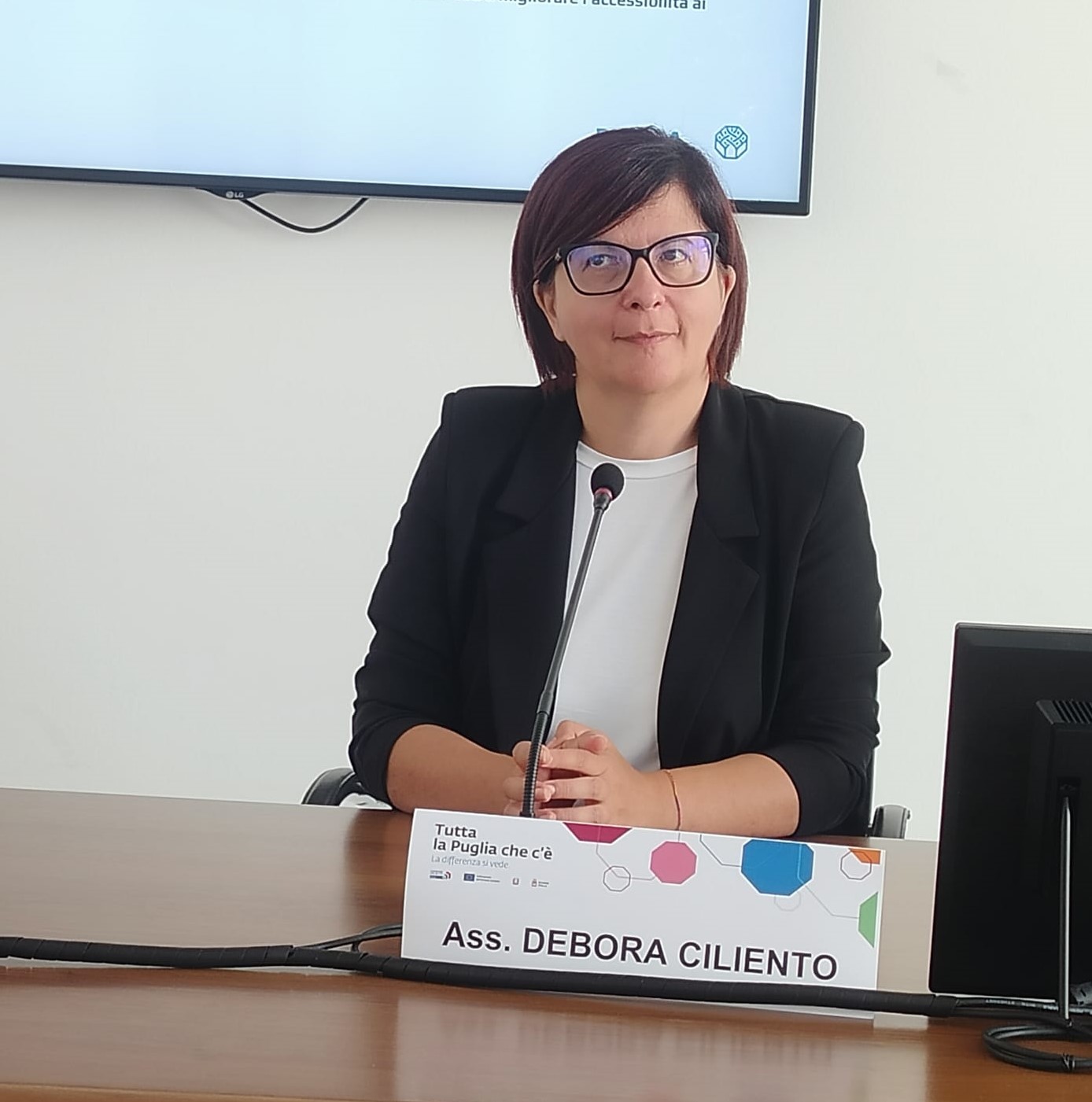 Galleria Fiera del Levante 2025. Trasporti, l’assessore Ciliento presenta una Puglia sempre più connessa con un TPL sempre più moderno e sicuro - Diapositiva 5 di 5