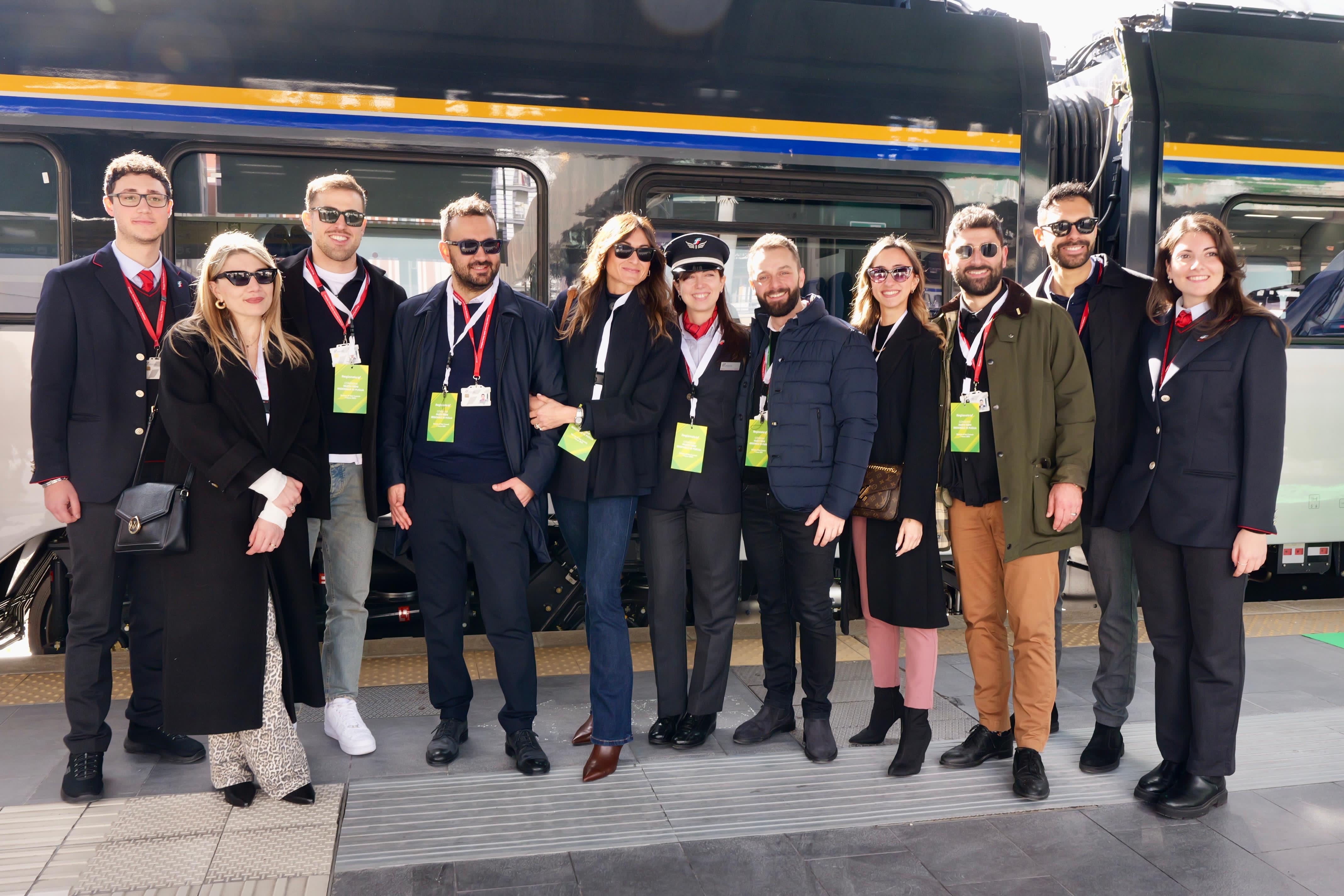 Galleria Trasporti, presentati i due nuovi treni elettrici a due piani del Regionale di Trenitalia - Diapositiva 15 di 24