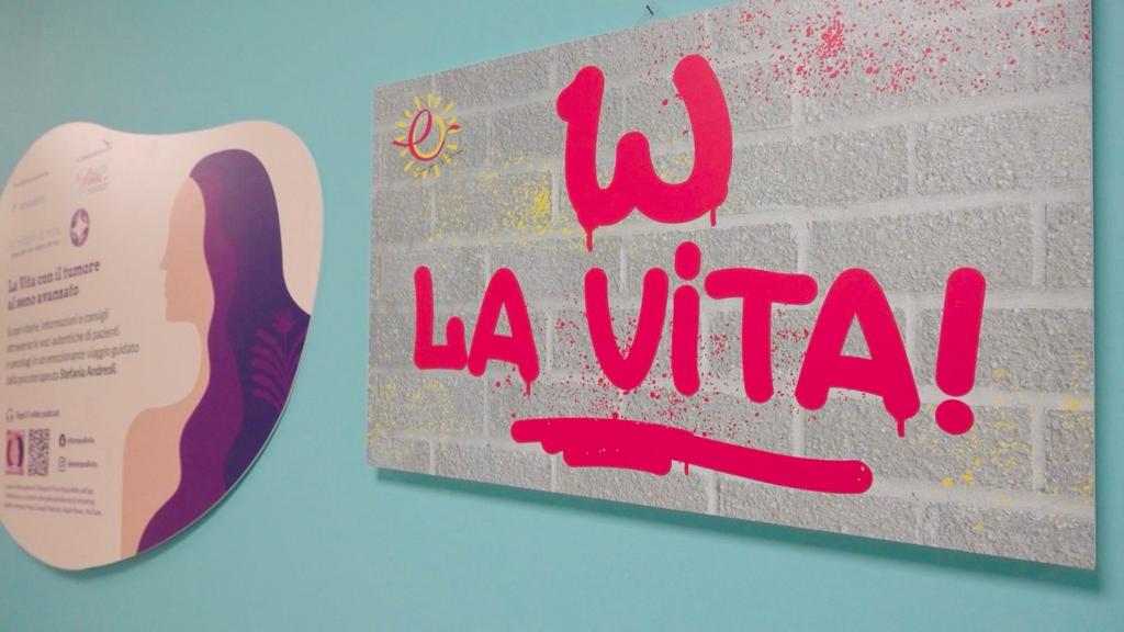 Galleria FRANCAVILLA FONTANA, IL PRESIDENTE EMILIANO INAUGURA IL REPARTO DI ONCOLOGIA DELL'OSPEDALE 