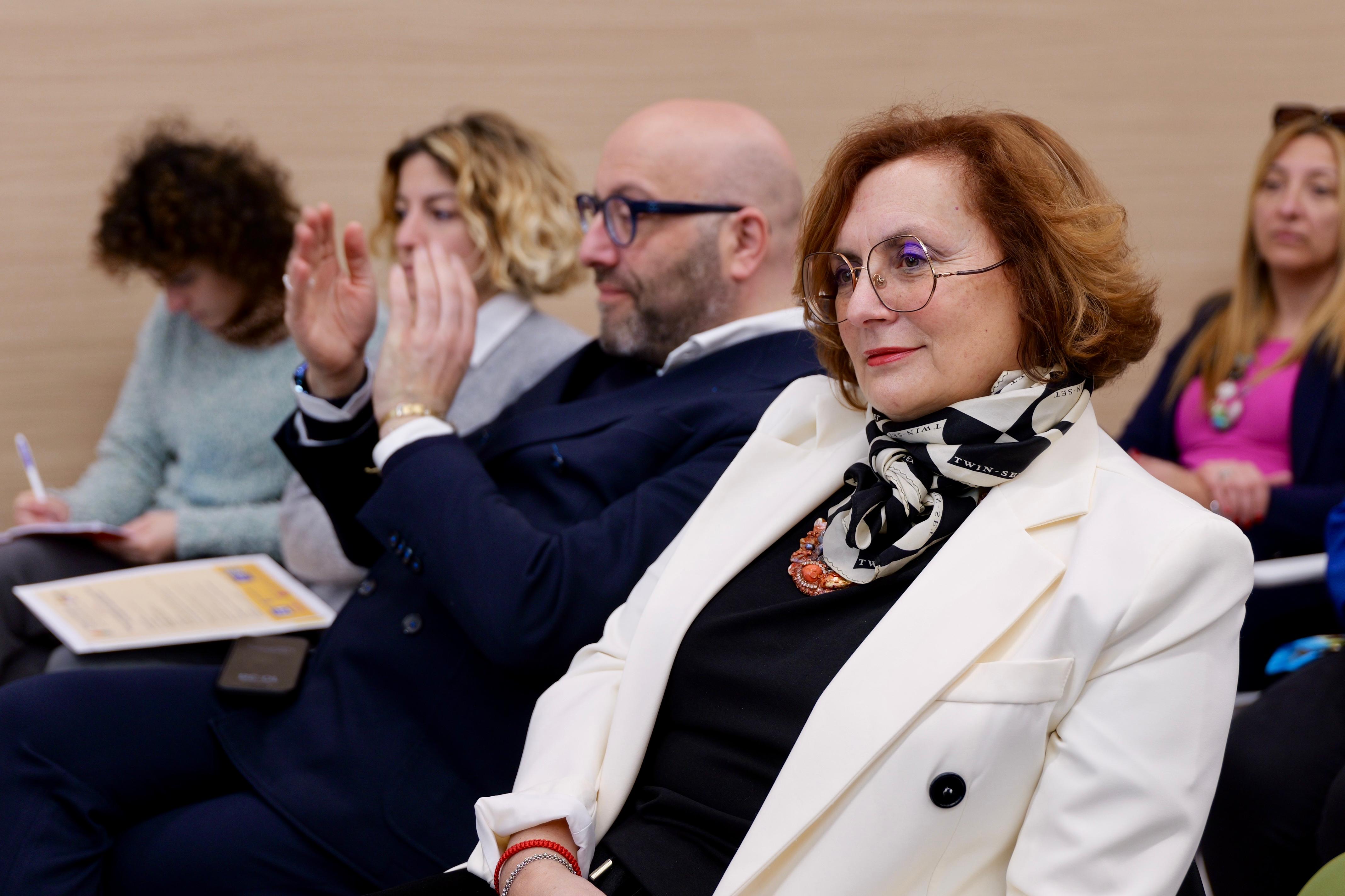 Galleria Politiche di genere nelle amministrazioni comunali: l’evento finale di “Genereincomune” con Anci Puglia - Diapositiva 9 di 11