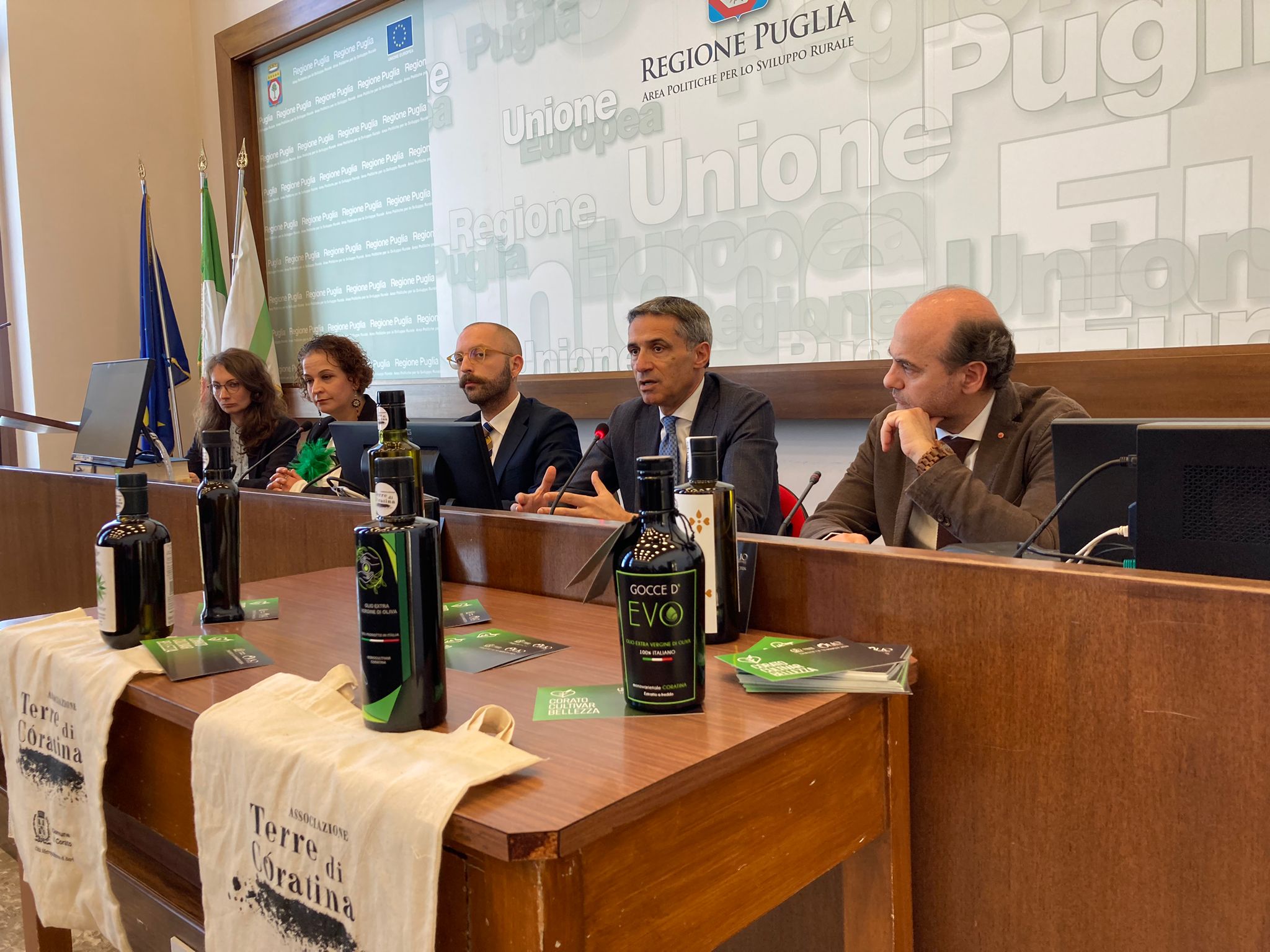 Galleria “Corato cultivar bellezza”: presentato il nuovo brand e le azioni di valorizzazione di una delle varietà olearie di Puglia - Diapositiva 6 di 8