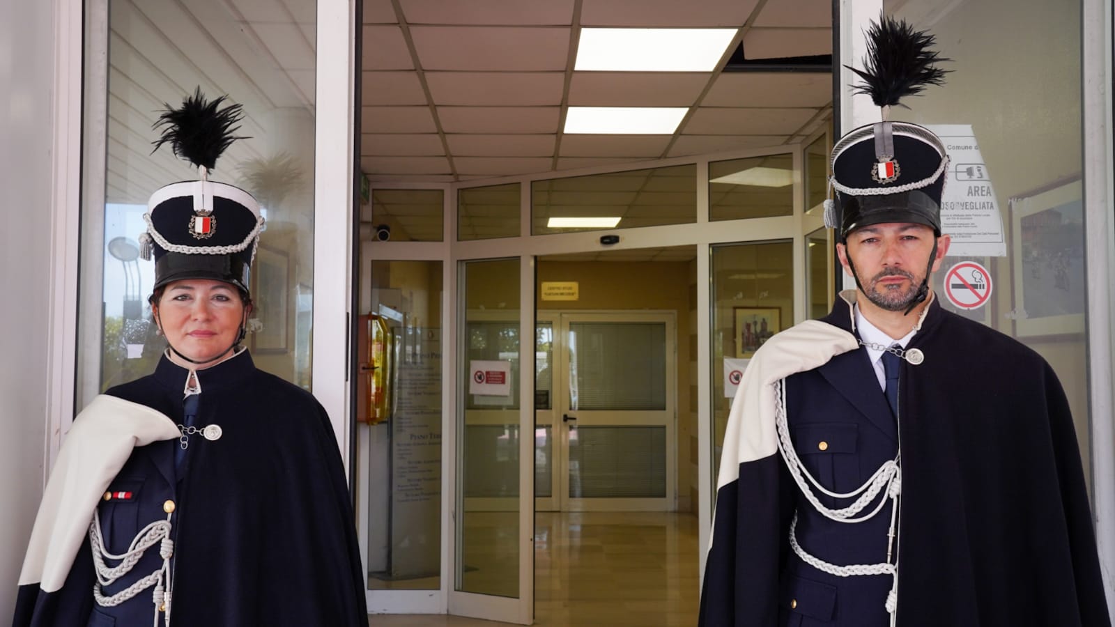 Galleria PRESENTATA A BARI LA SCUOLA REGIONALE DELLA POLIZIA LOCALE. EMILIANO: “UN CERVELLO COLLETTIVO A DISPOSIZIONE DI TUTTI. PER DIVENTARE MIGLIORI, BISOGNA STUDIARE” - Diapositiva 3 di 12