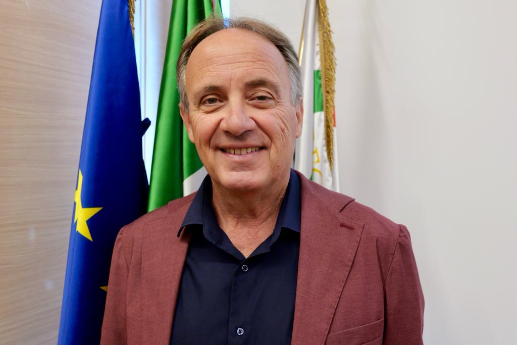 Galleria L’assessore regionale Leo sigla l’accordo con le università pugliesi per il potenziamento del servizio di assistenza psicologica agli studenti - Diapositiva 7 di 11