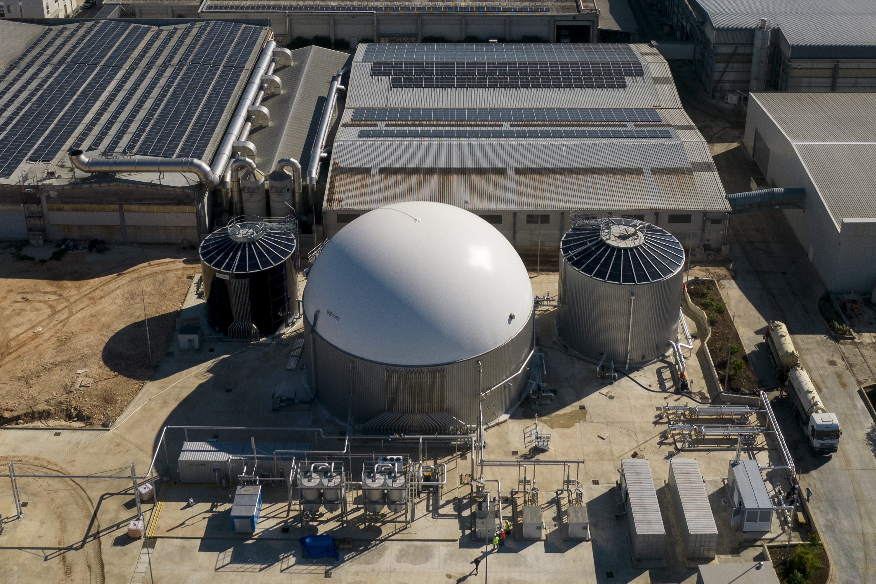 Galleria Inaugurato a Modugno il primo impianto in Puglia che produce biogas dai rifiuti. Emiliano: “Con questo impianto trasformiamo una minaccia in energia” - Diapositiva 7 di 15