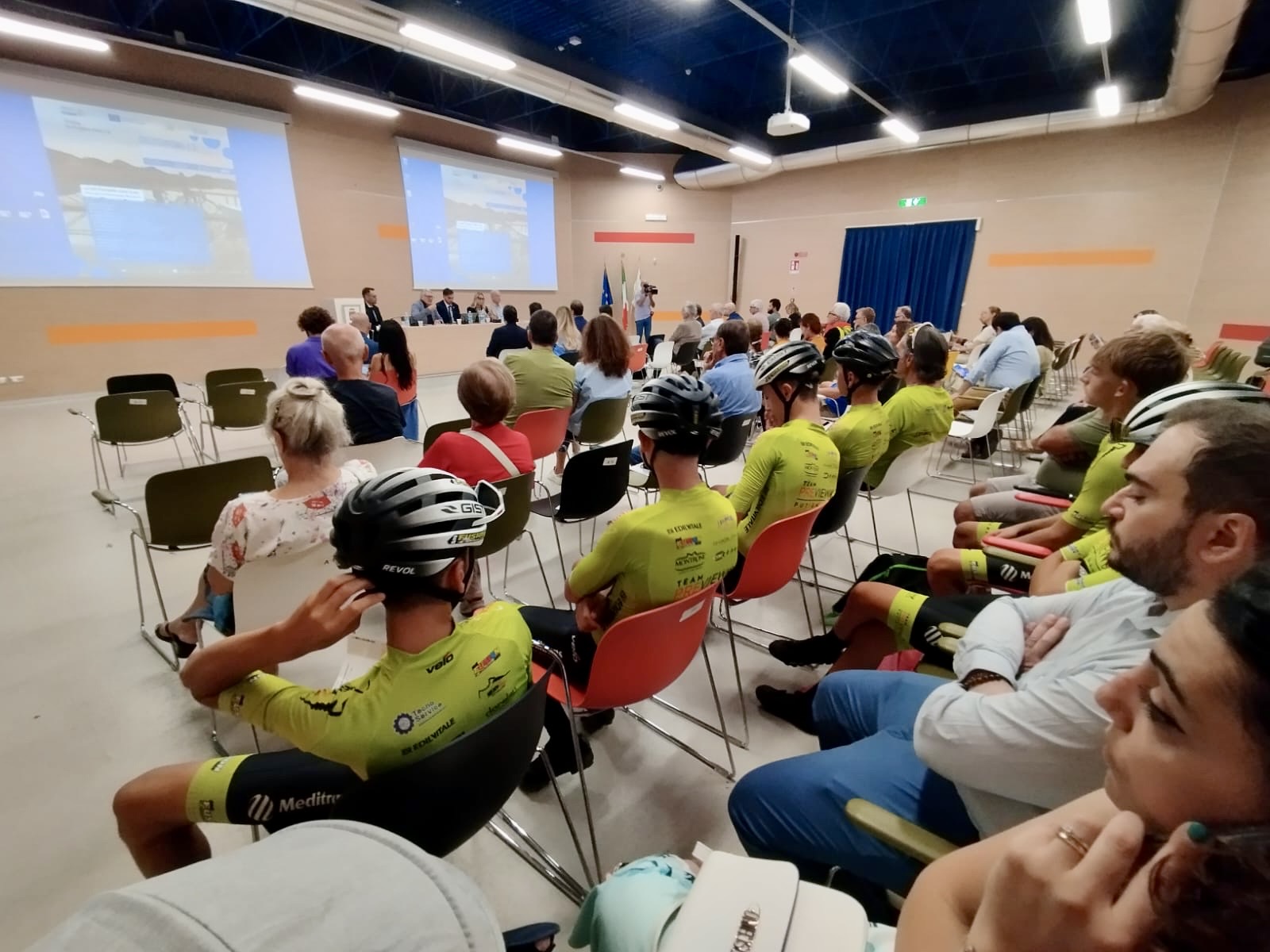 Galleria CICLOTURISMO 2.0: l’infrastruttura leggera e la piattaforma informatica per la sperimentazione nel Parco Naturale Regionale delle Dune Costiere - Diapositiva 5 di 9