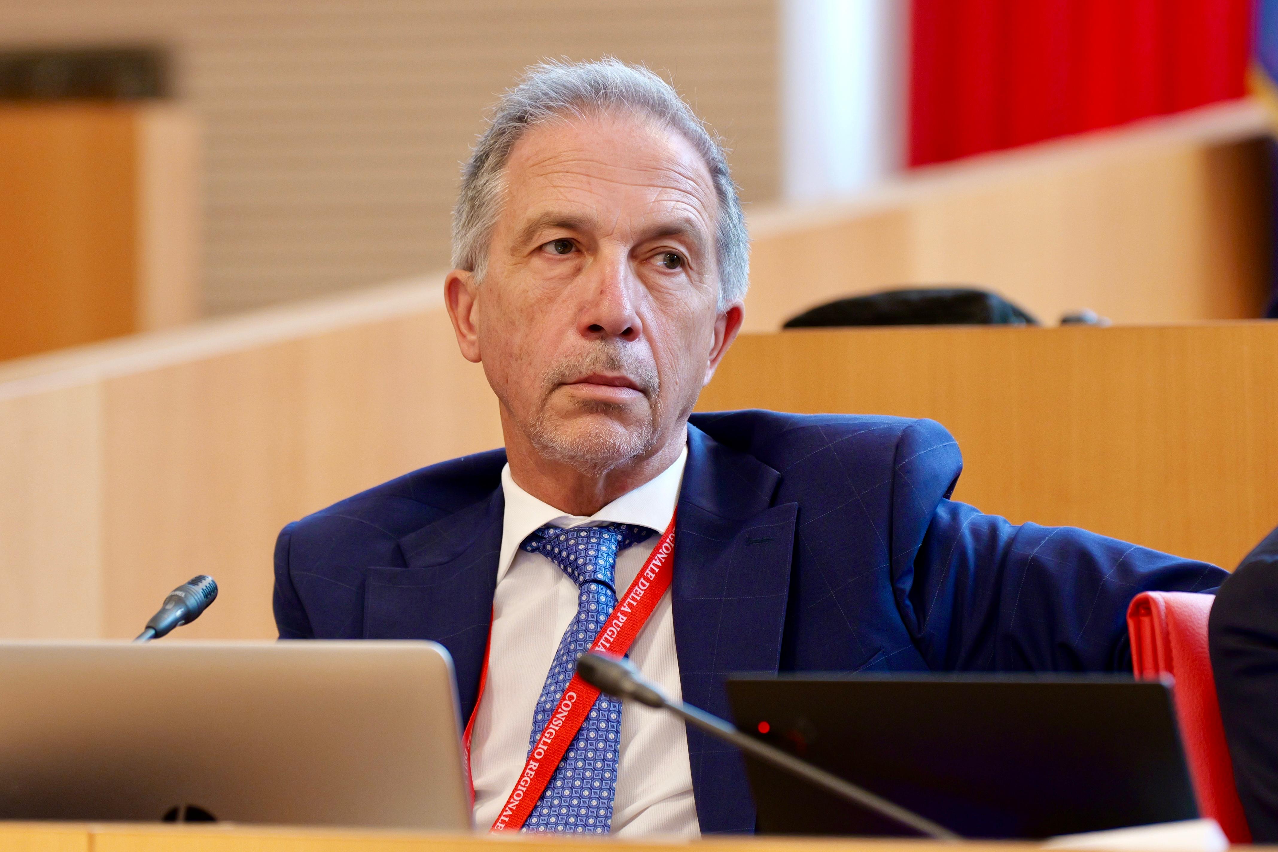 Galleria Audizione commissari ex Ilva, Emiliano: 