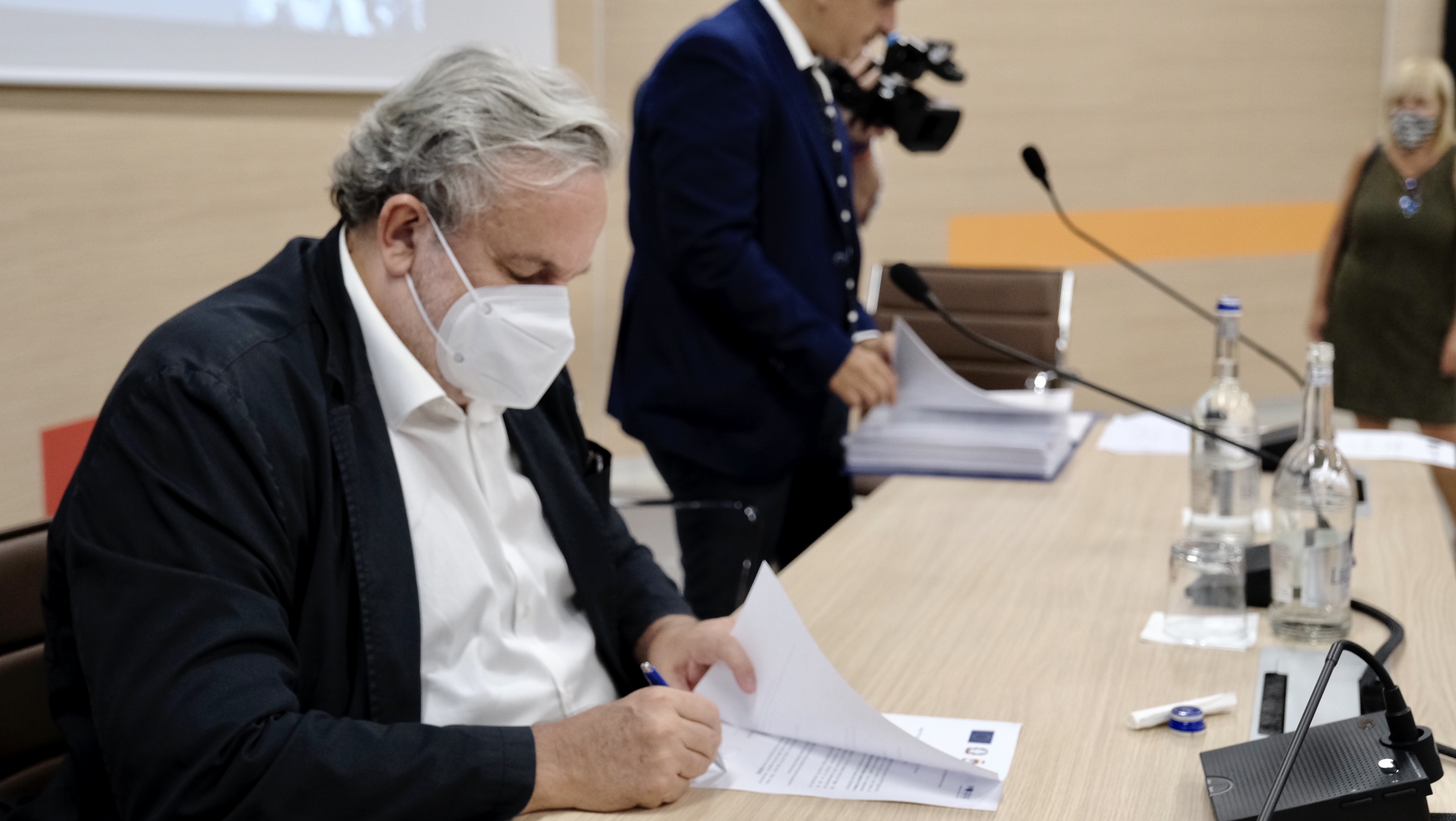 Galleria Potenziamento del patrimonio dell’impiantistica sportiva, graduatoria definitiva anno 2019. Emiliano e Piemontese incontrano le Amministrazioni. Oggi stipulato l’accordo preliminare alla sottoscrizione - Diapositiva 10 di 14