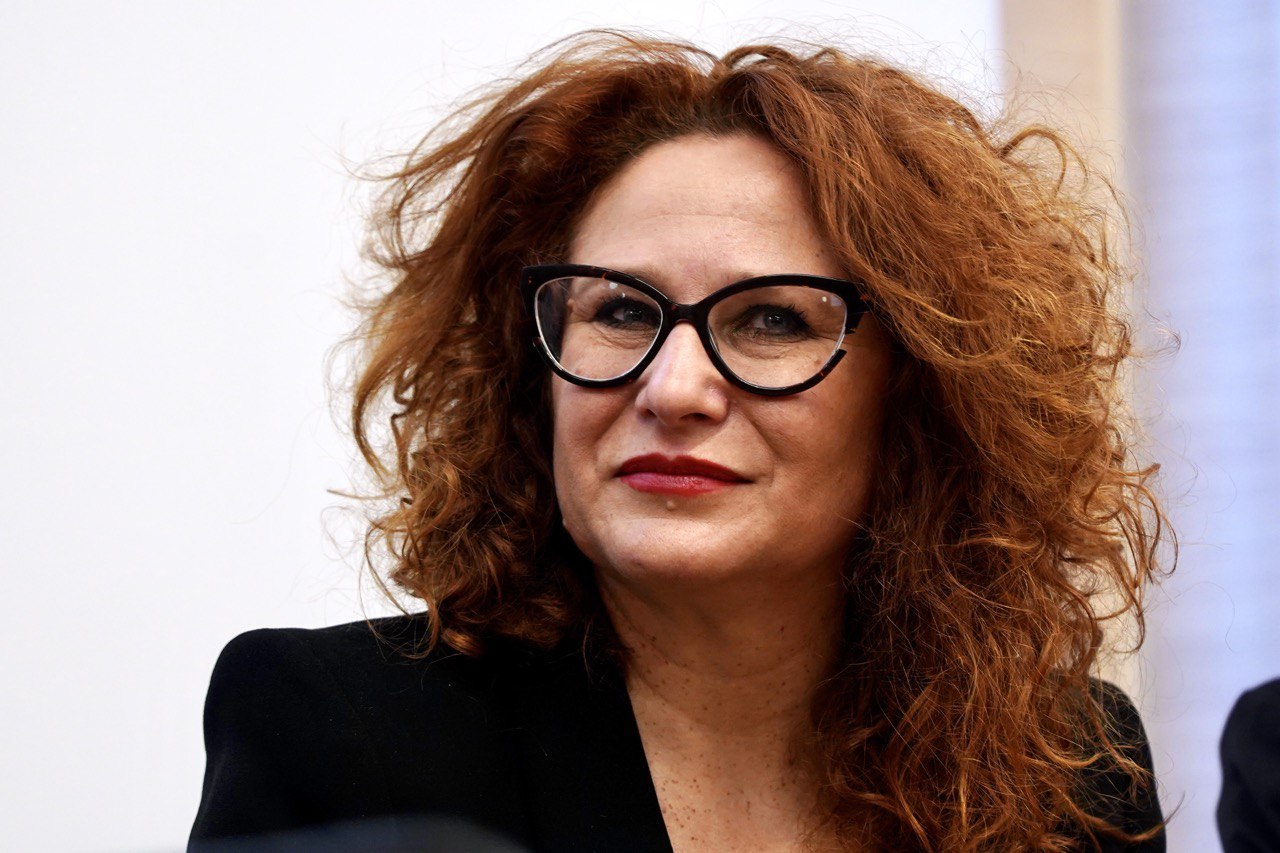 Galleria La Notte della Taranta 2023, maestra concertatrice Fiorella Mannoia - Diapositiva 8 di 11