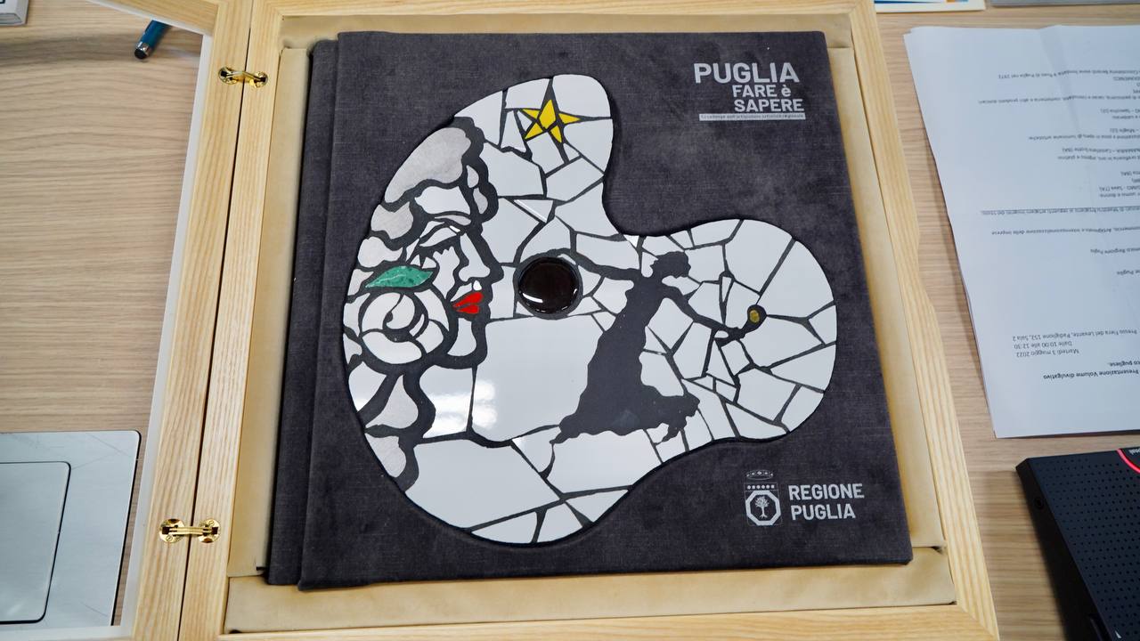 Galleria Una giornata dedicata all’Artigianato per riconoscerne il ruolo strategico nello sviluppo economico, culturale e sociale della Puglia    - Diapositiva 6 di 12