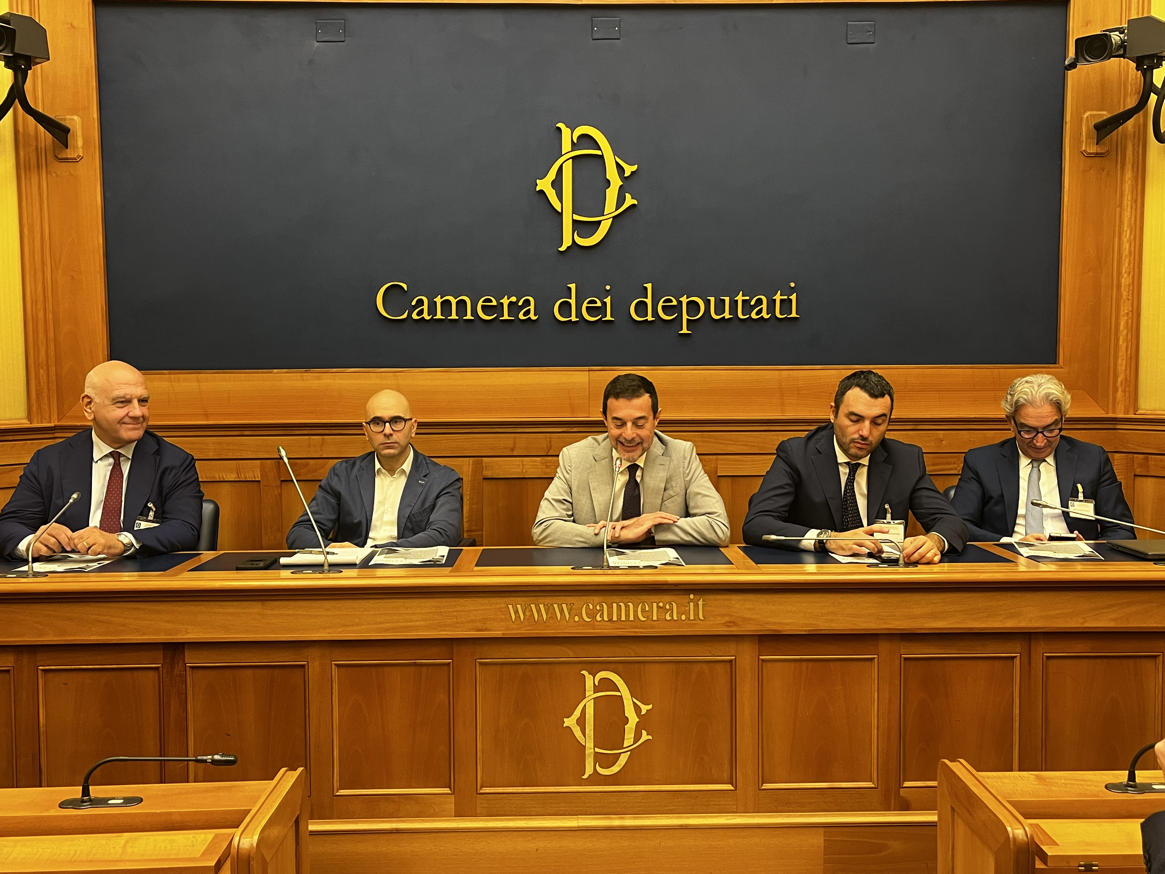 Galleria Equity Puglia. Presentate a Montecitorio le ultime novità sullo strumento finanziario.  “Grande interesse delle imprese. Verso una seconda edizione” - Diapositiva 7 di 8