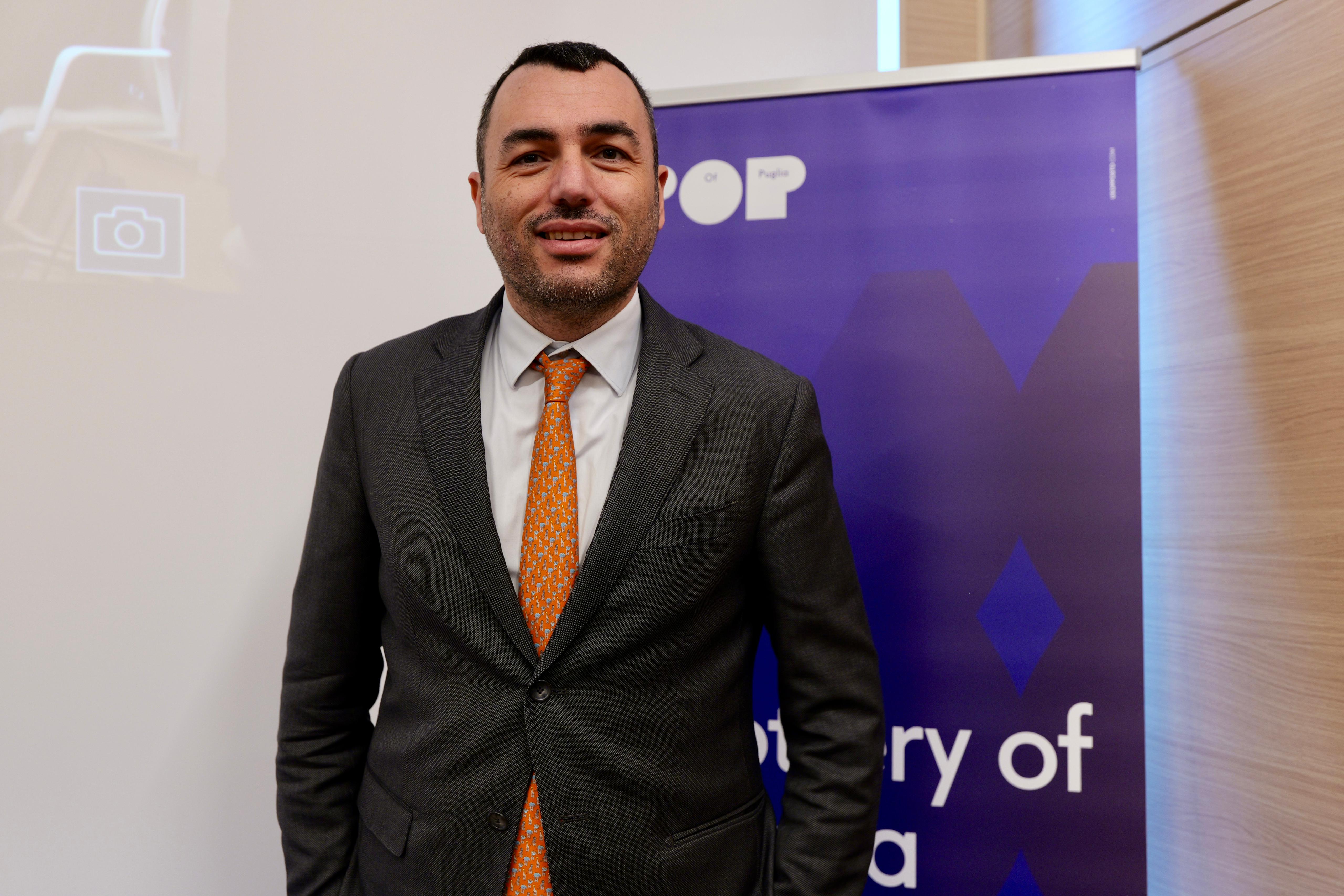 Galleria La ceramica pugliese è POP! Presentato il nuovo brand “Pottery of Puglia” - Diapositiva 2 di 12