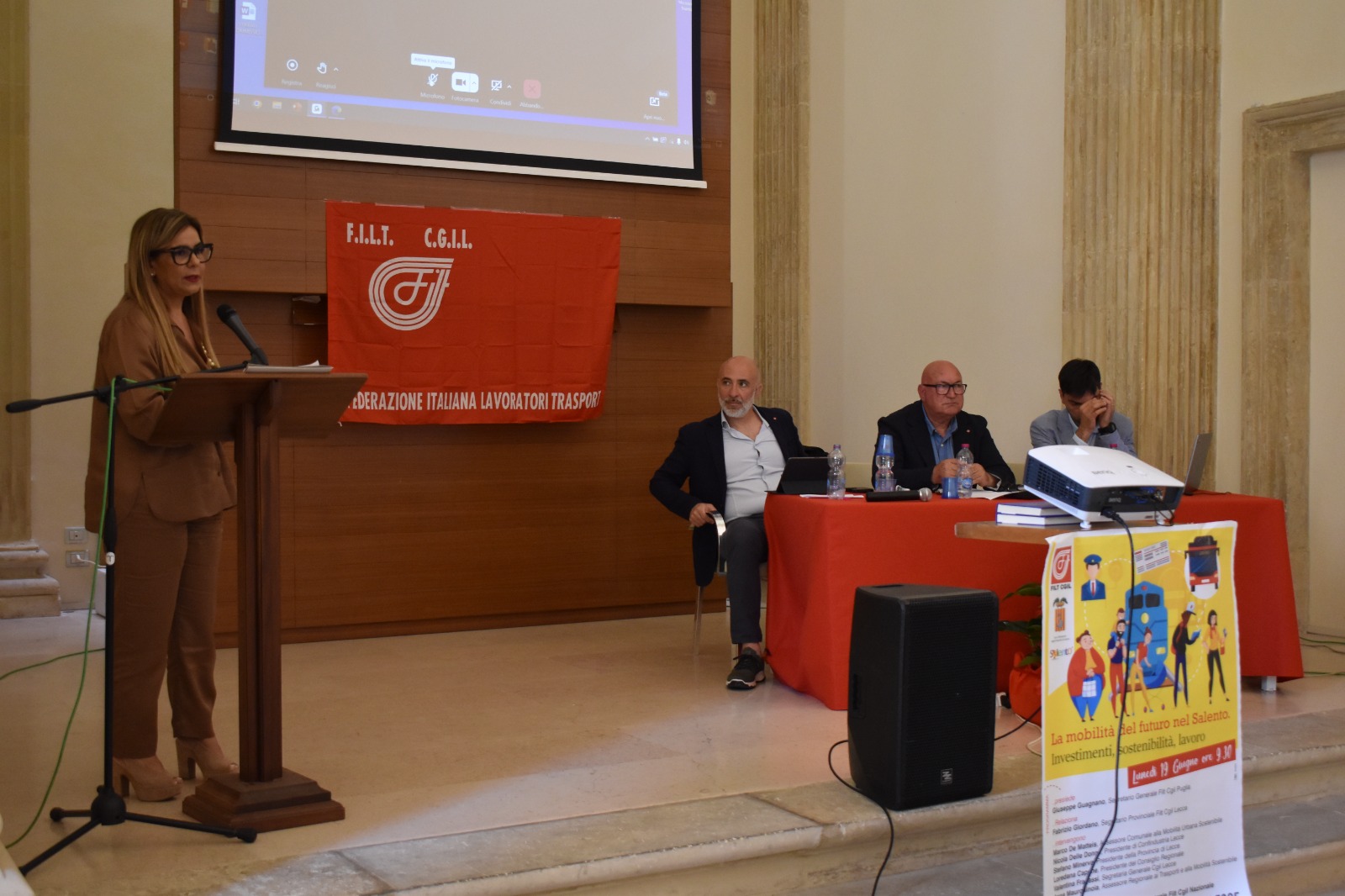 Galleria Trasporti, l’assessore Maurodinoia a Lecce ha illustrato gli interventi in programma per il territorio salentino - Diapositiva 2 di 5