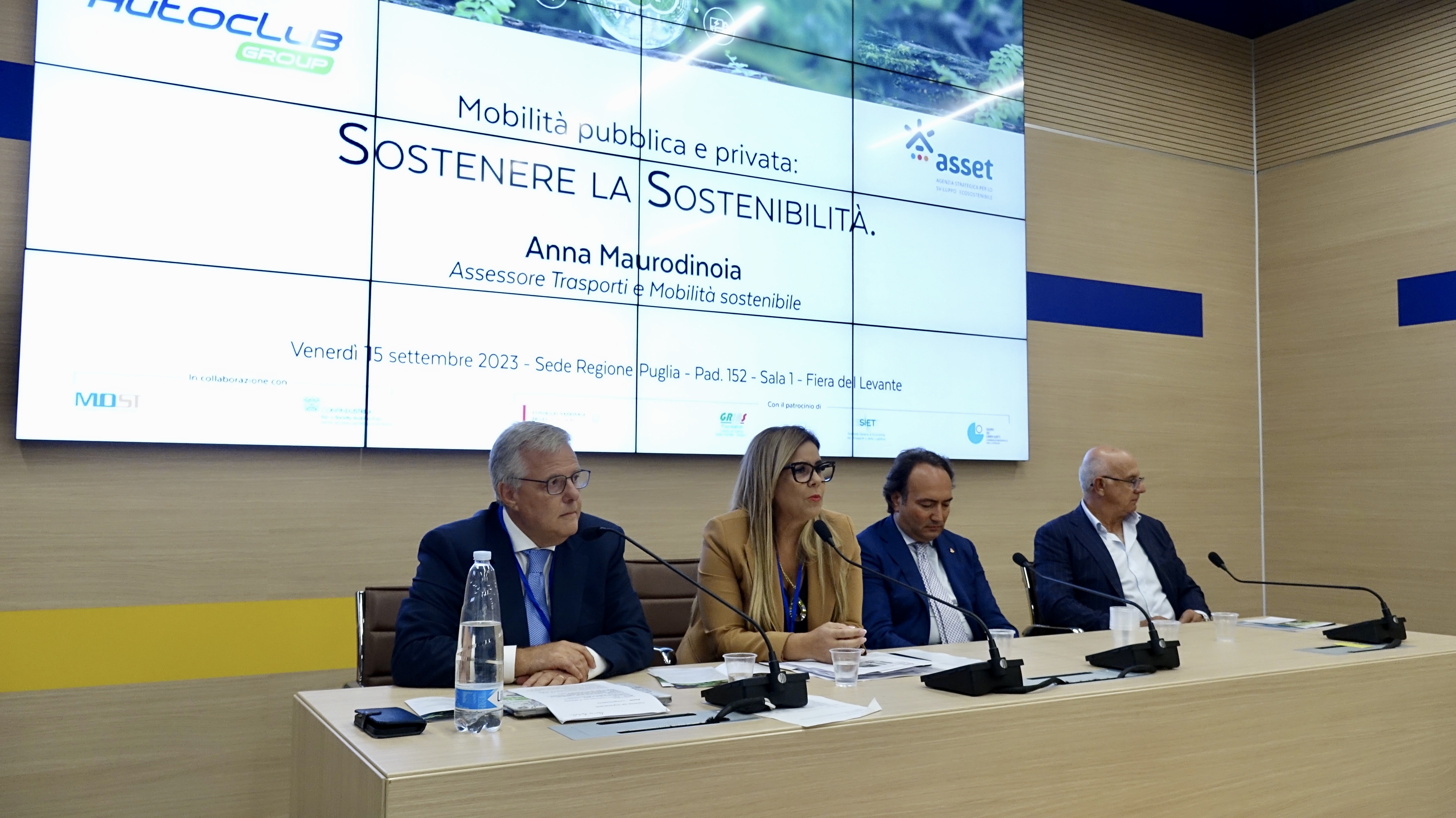 Galleria FDL 2023. Mobilità sostenibile e digitalizzazione dei trasporti, gli obiettivi della nuova programmazione regionale 2021-2027 in materia - Diapositiva 5 di 10