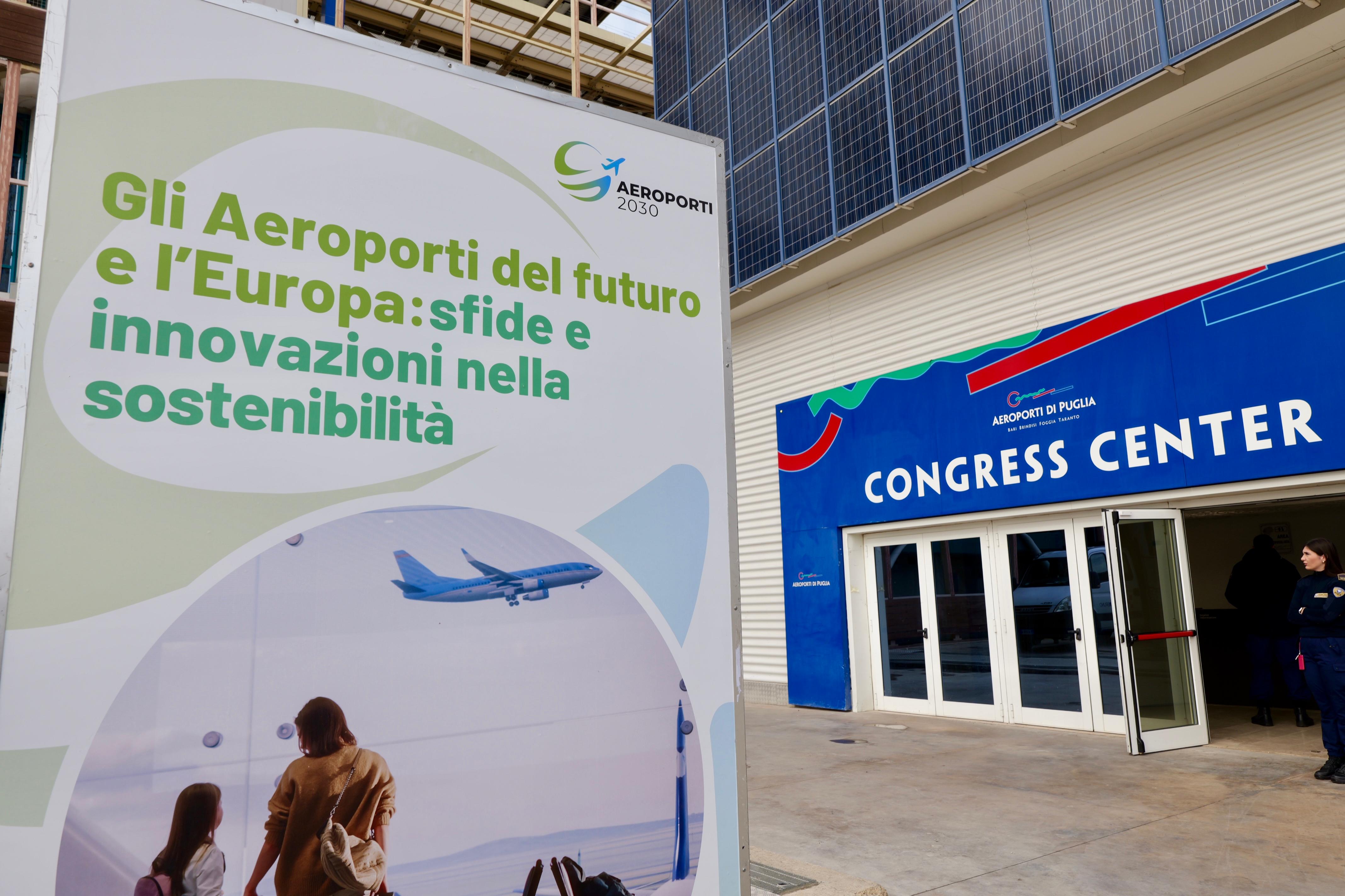 Galleria Aeroporti: al via una nuova fase di sviluppo sostenibile per il settore aeroportuale italiano - Diapositiva 6 di 9