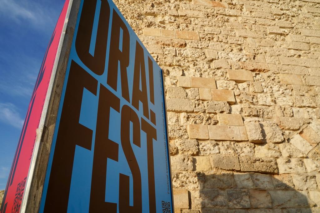 Galleria Emiliano all’ORA! FEST di Monopoli: “Ringrazio gli organizzatori di questo e di tutti i festival che si tengono in Puglia perché danno prestigio alla nostra terra” - Diapositiva 9 di 21