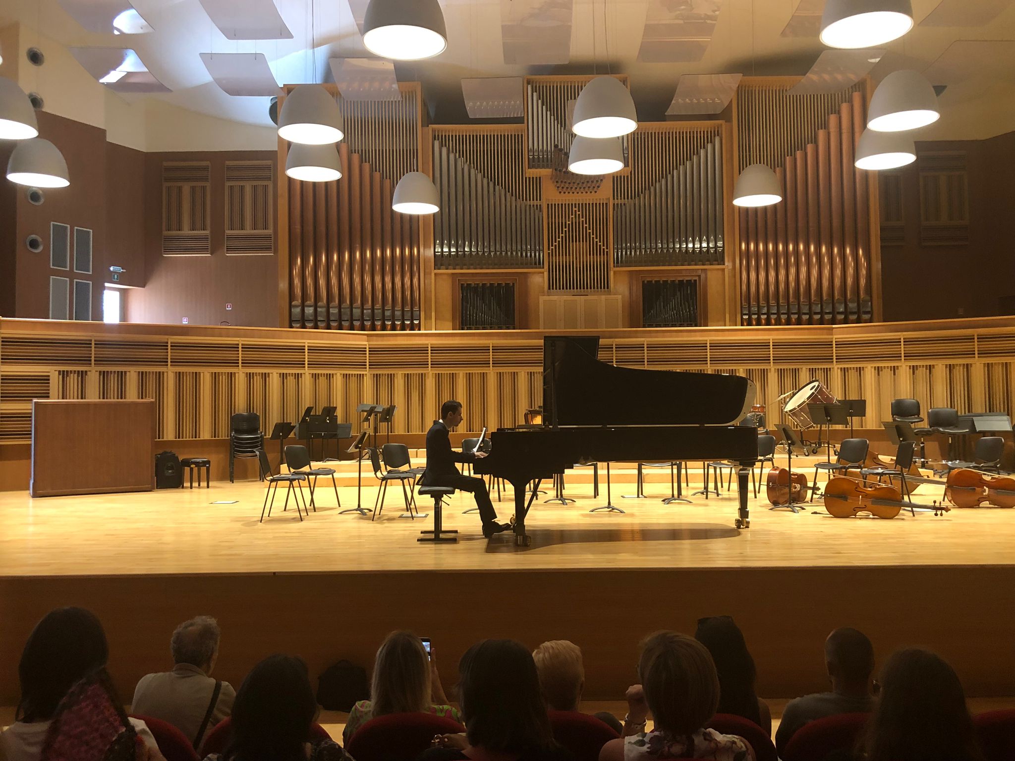 Galleria Primo studente non vedente in Italia che si laurea al Conservatorio di Bari - Diapositiva 6 di 7