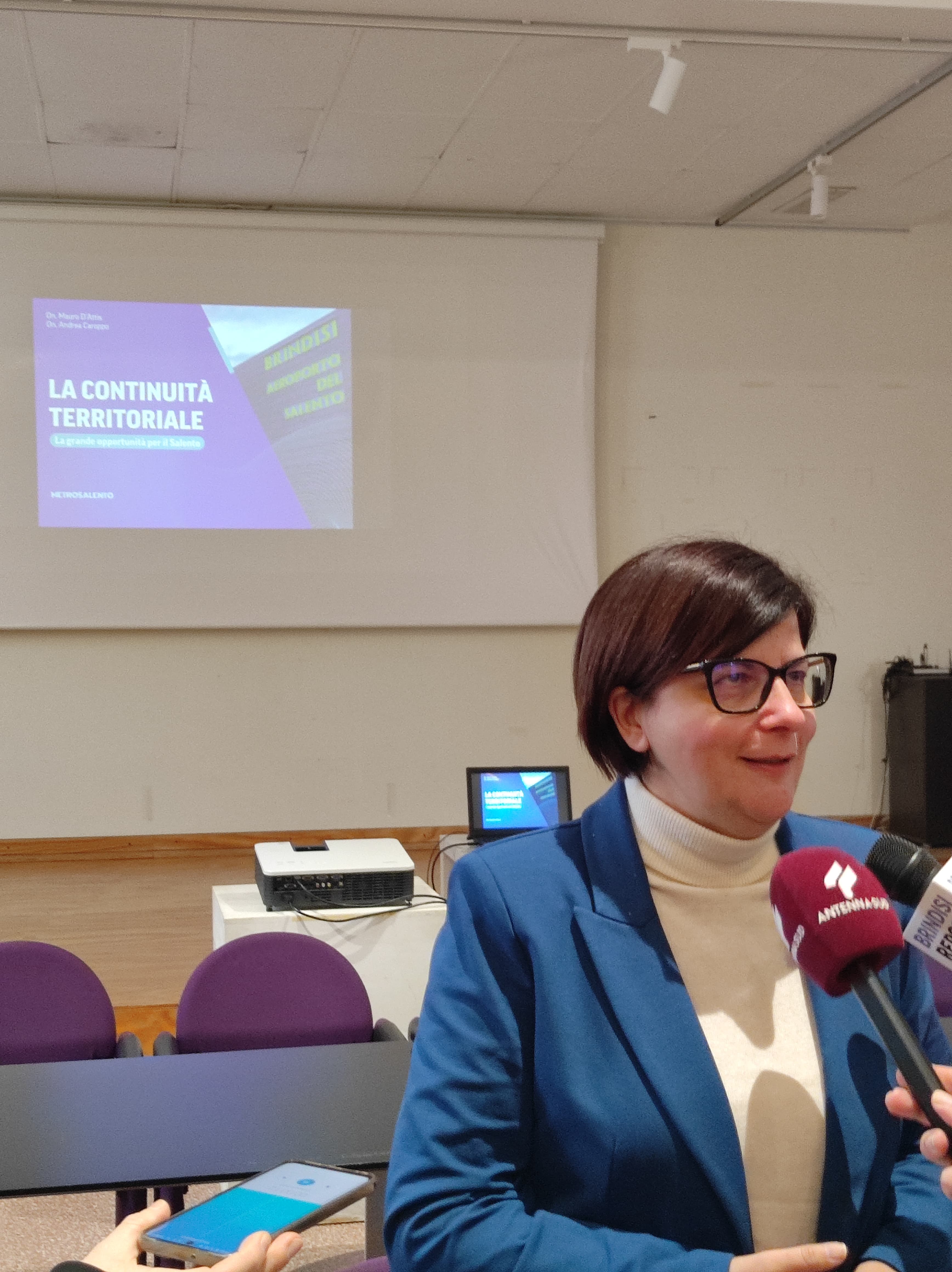 Galleria Aeroporto di Brindisi, Ciliento e Delli Noci all’incontro promosso dagli on. D’Attis e Caroppo: “Una proposta che va attentamente valutata e approfondita” - Diapositiva 6 di 6