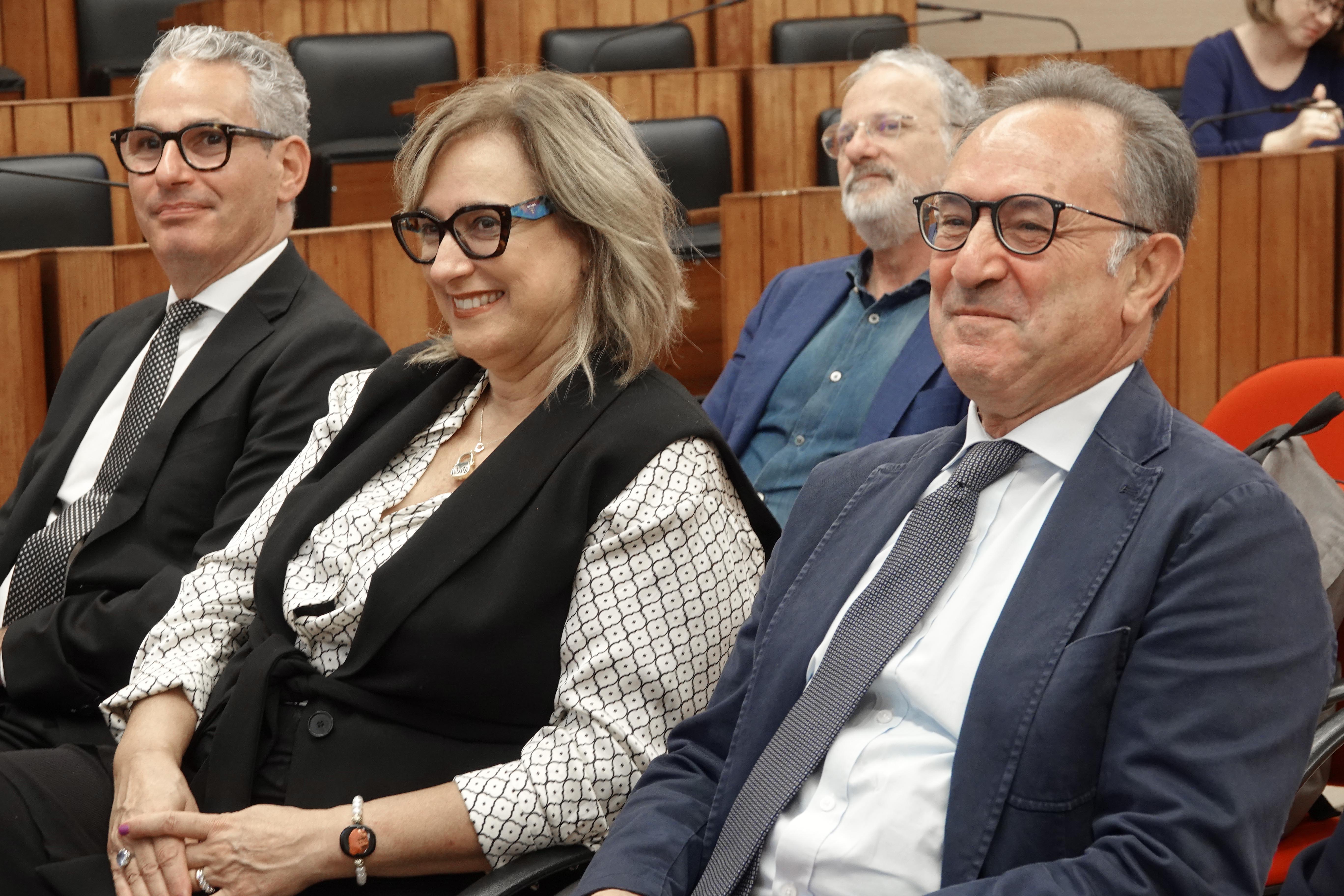 Galleria Nasce la Scuola di specializzazione interateneo in Beni archeologici a Canosa di Puglia - Diapositiva 10 di 11