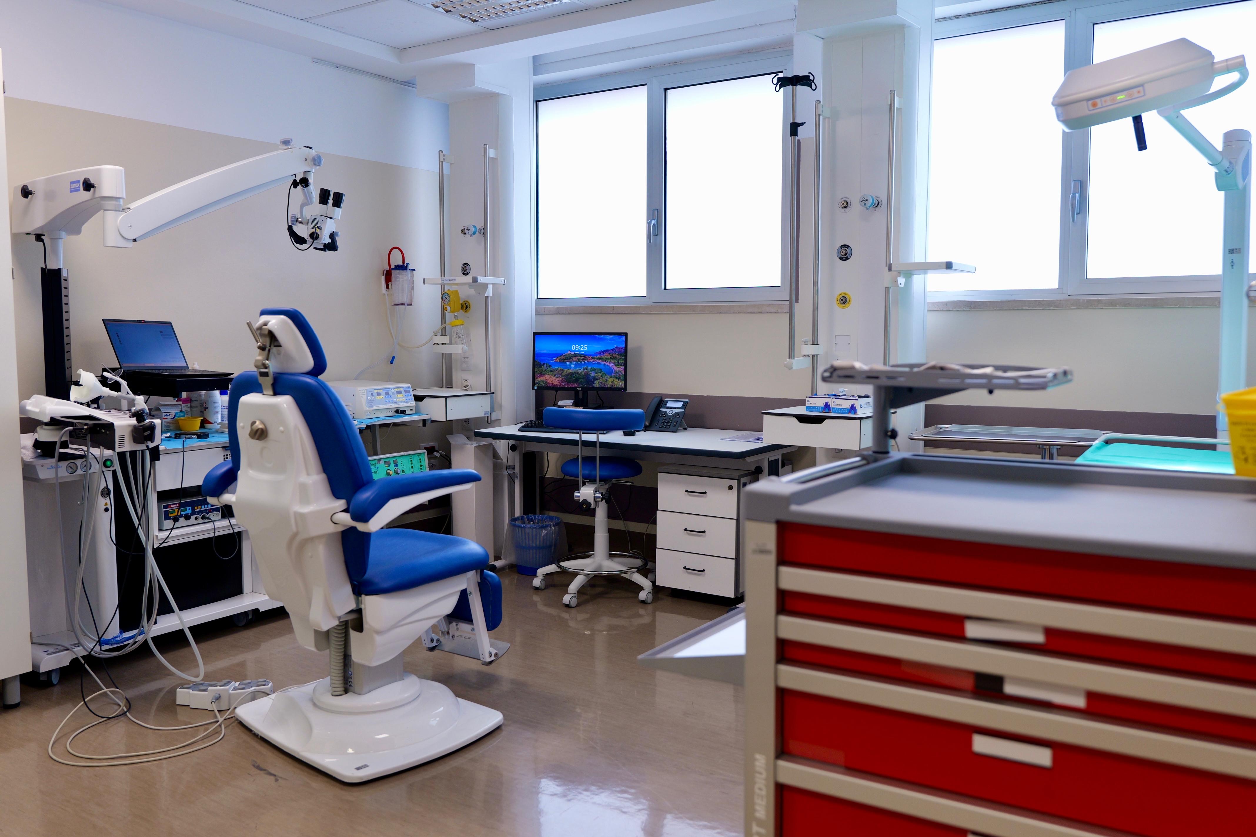 Galleria Ospedale Di Venere, attivate risonanza magnetica e nuova piastra ambulatoriale di Otorinolaringoiatria - Diapositiva 4 di 17