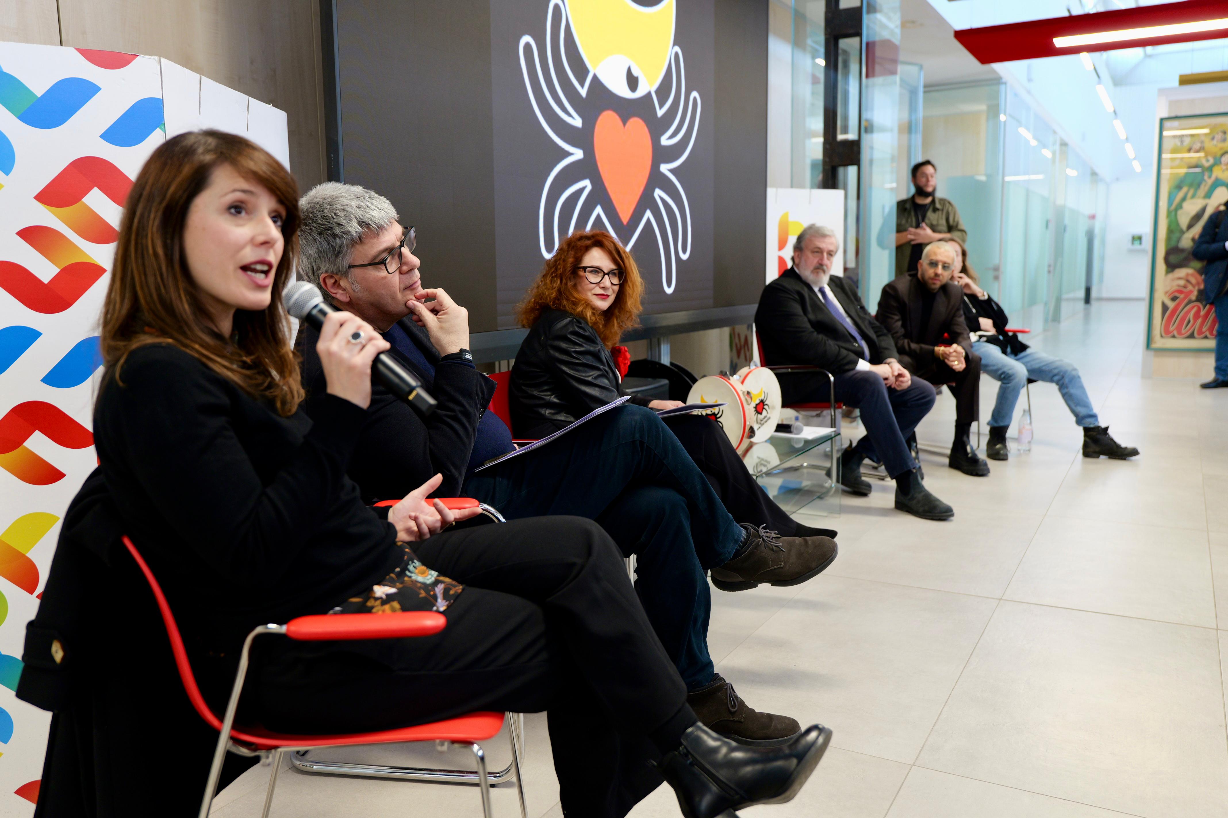 Galleria Shablo sarà il Maestro Concertatore della Notte della Taranta 2024 - Diapositiva 6 di 14