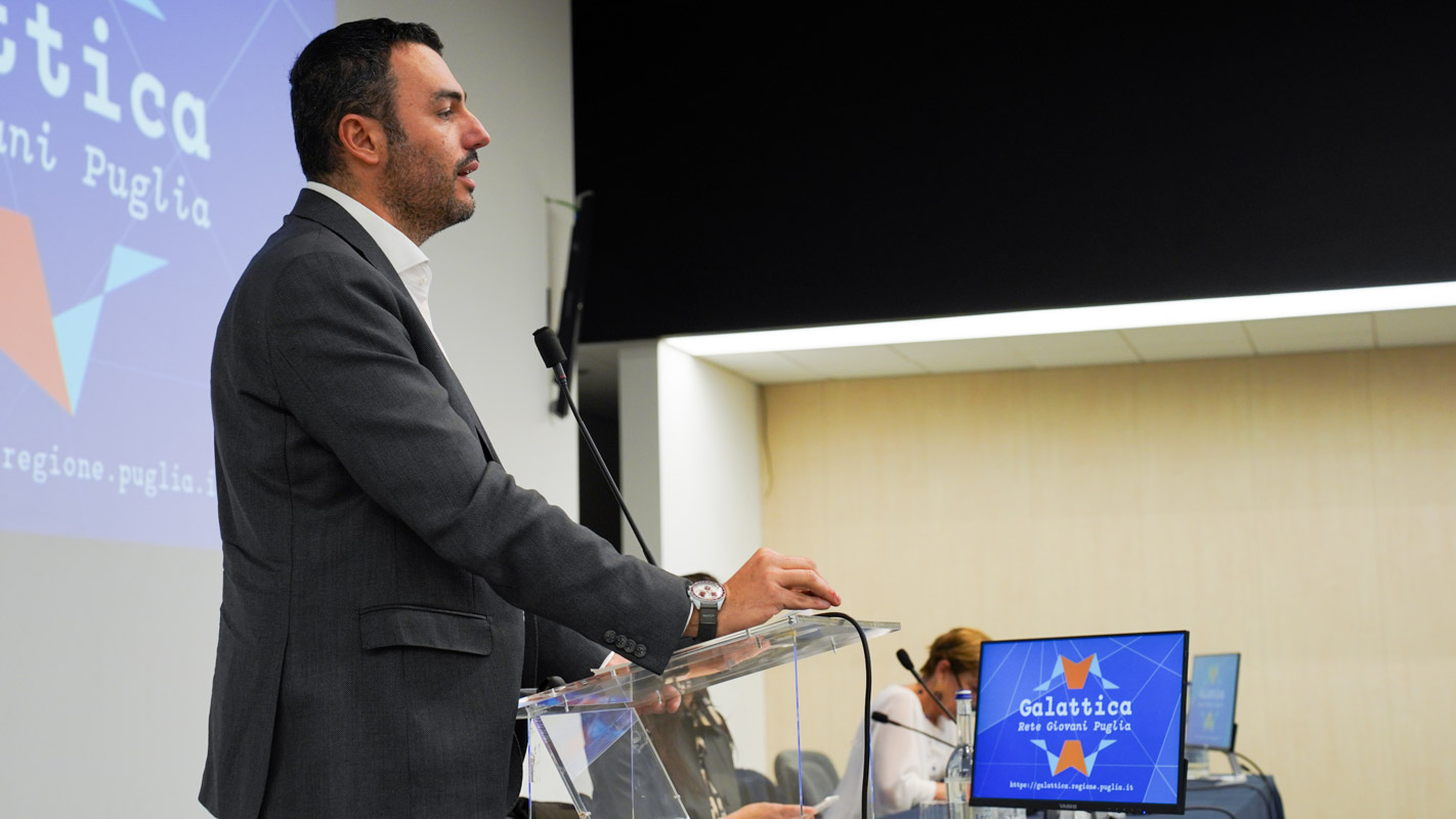 Galleria Galattica - al via i primi 60 Nodi della Rete Giovani Puglia - Diapositiva 3 di 10