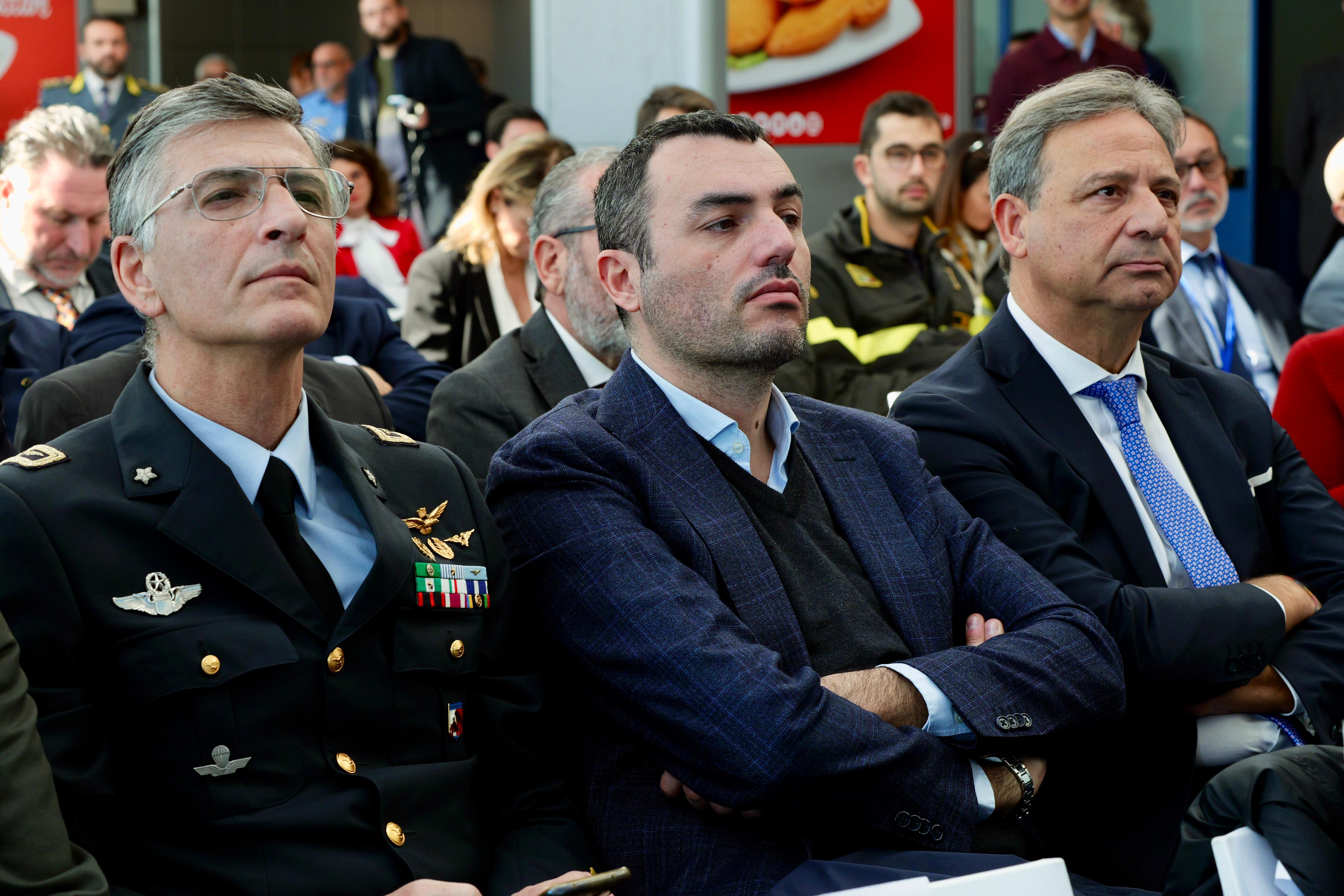 Galleria Aeroporto del Salento: presentato il piano adeguamento infrastrutturale - Diapositiva 7 di 14