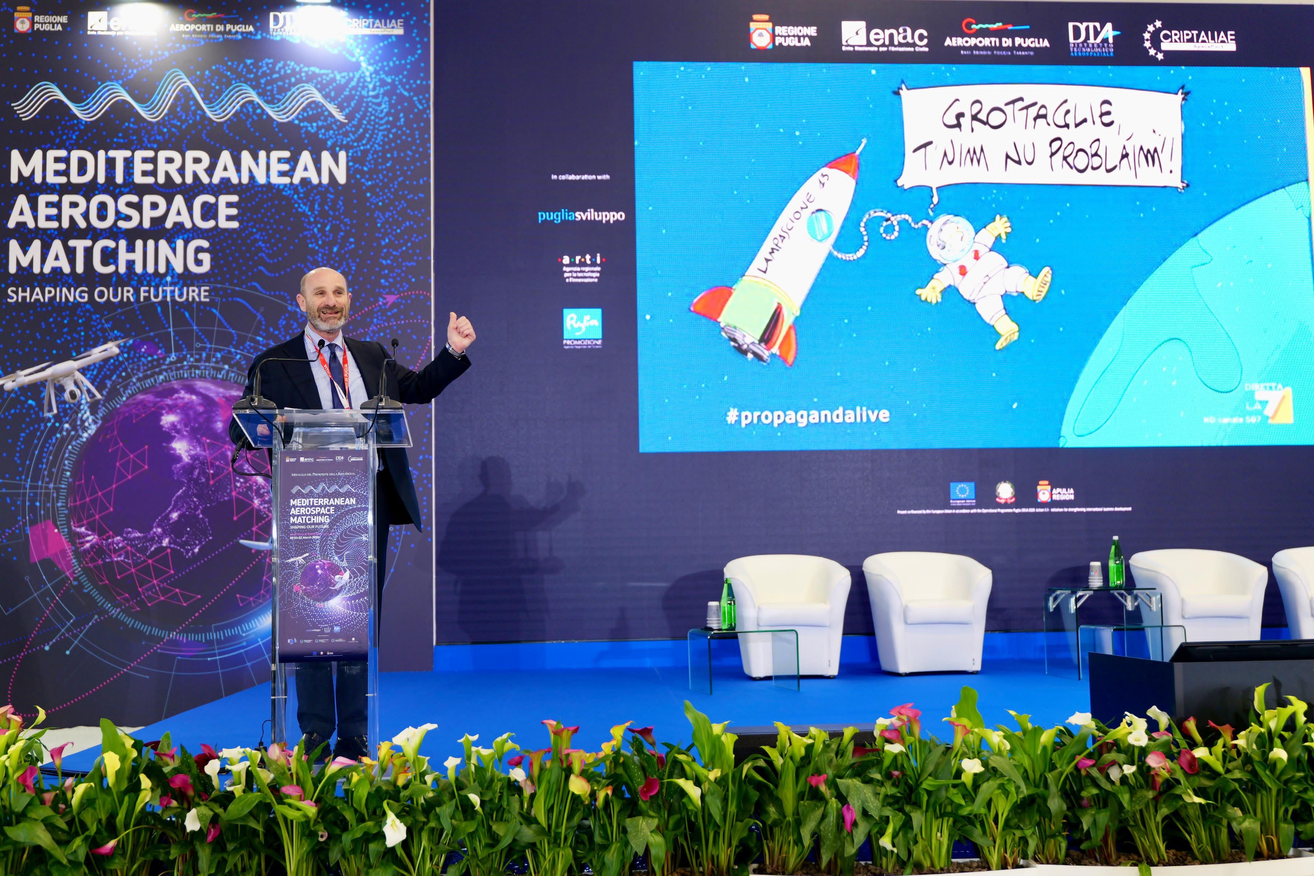 Galleria Inaugurata la seconda edizione del Mediterranean Aerospace Matching (MAM). A Grottaglie il cuore dell’Europa aerospaziale. Presentata la strategia europea sui droni - Diapositiva 4 di 13