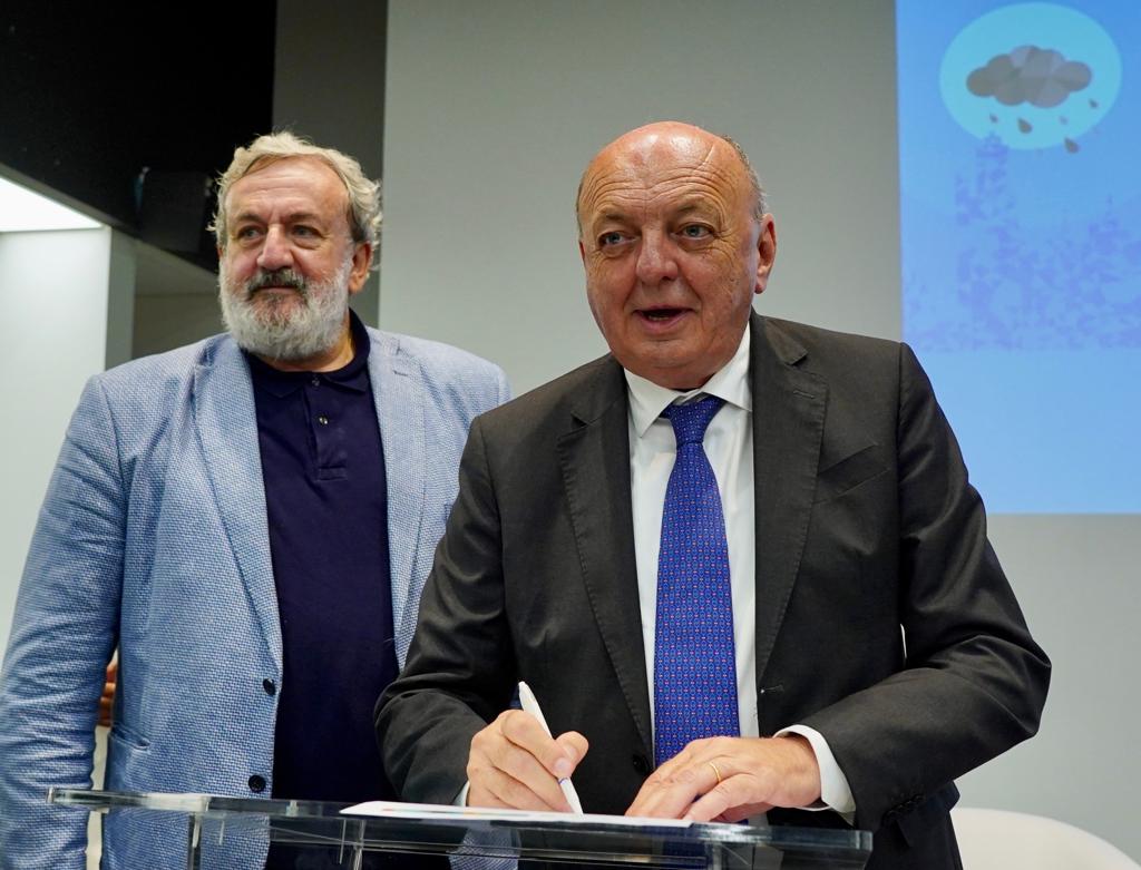 Galleria FdL 2023. Il ministro dell’Ambiente Pichetto Fratin e il presidente della Regione Puglia Emiliano al convegno sul cambiamento climatico - Diapositiva 7 di 17